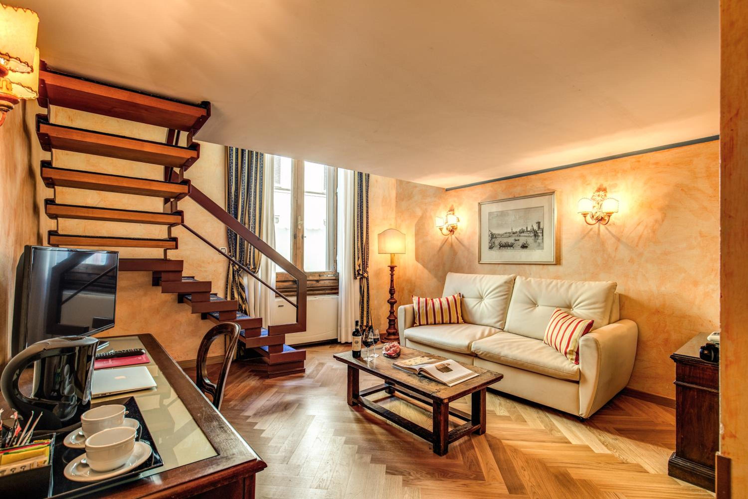 Junior Suite photo 1