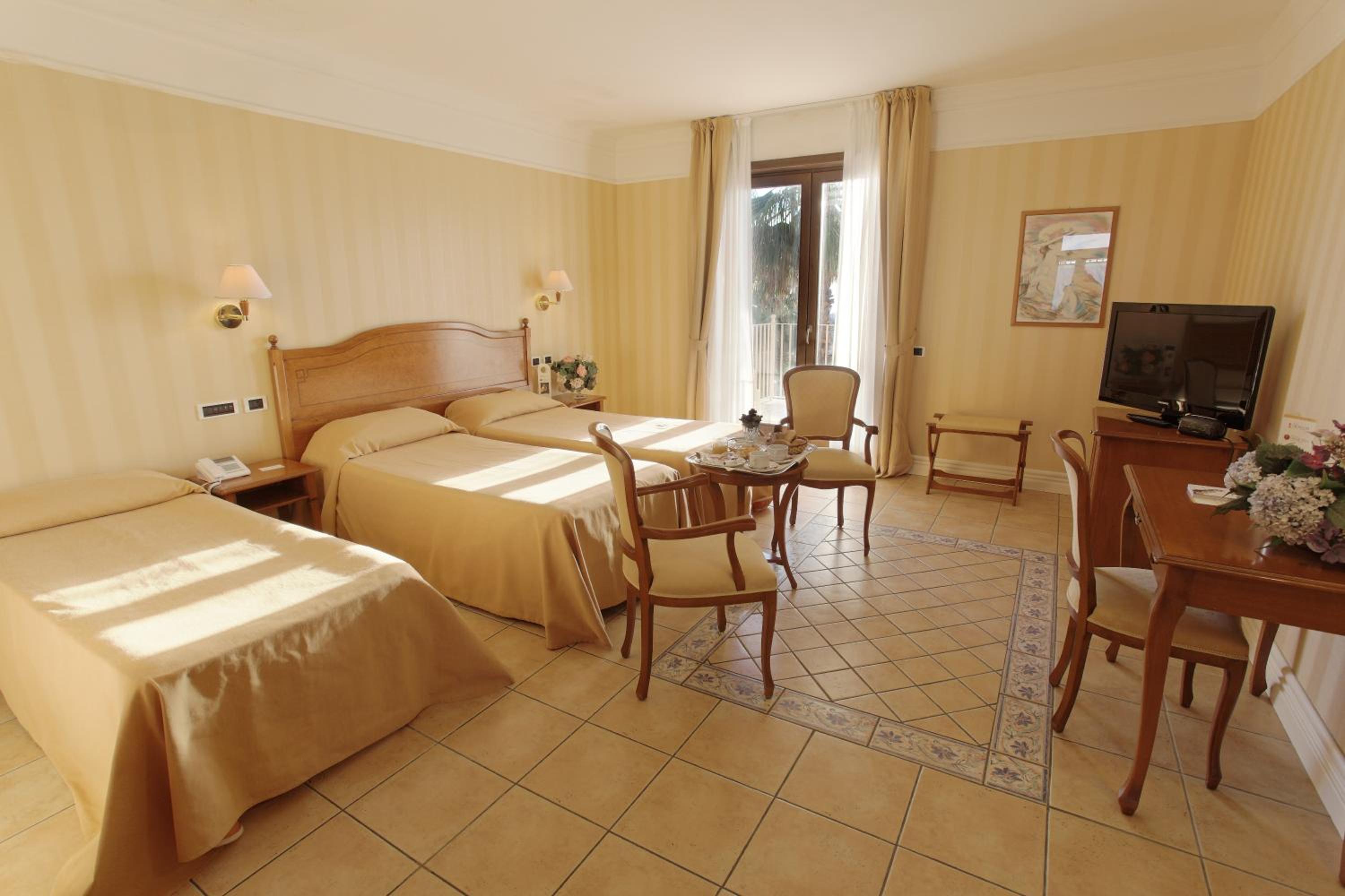 Superior Triple Room with Partial Sea View