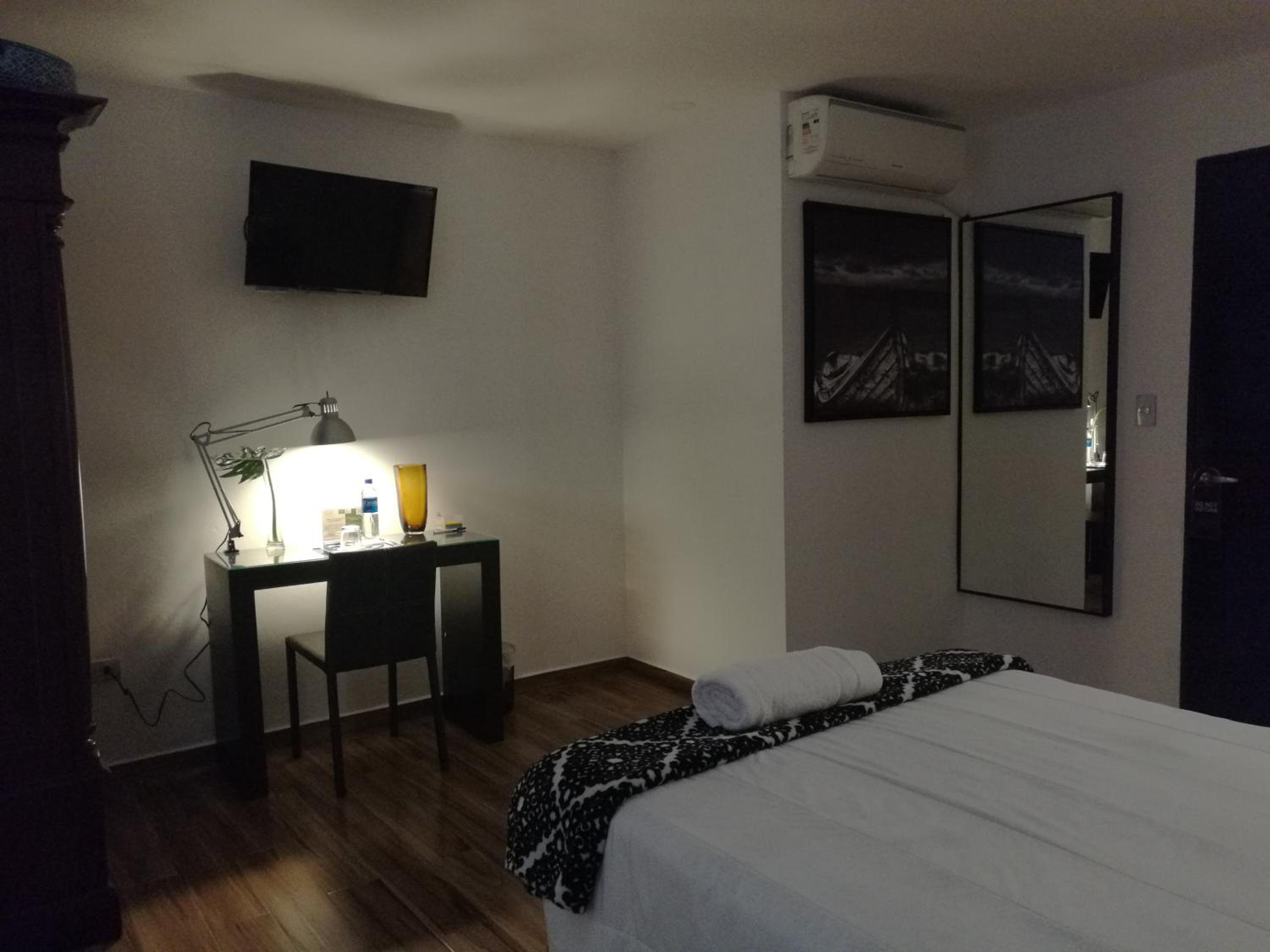 Large Single Room