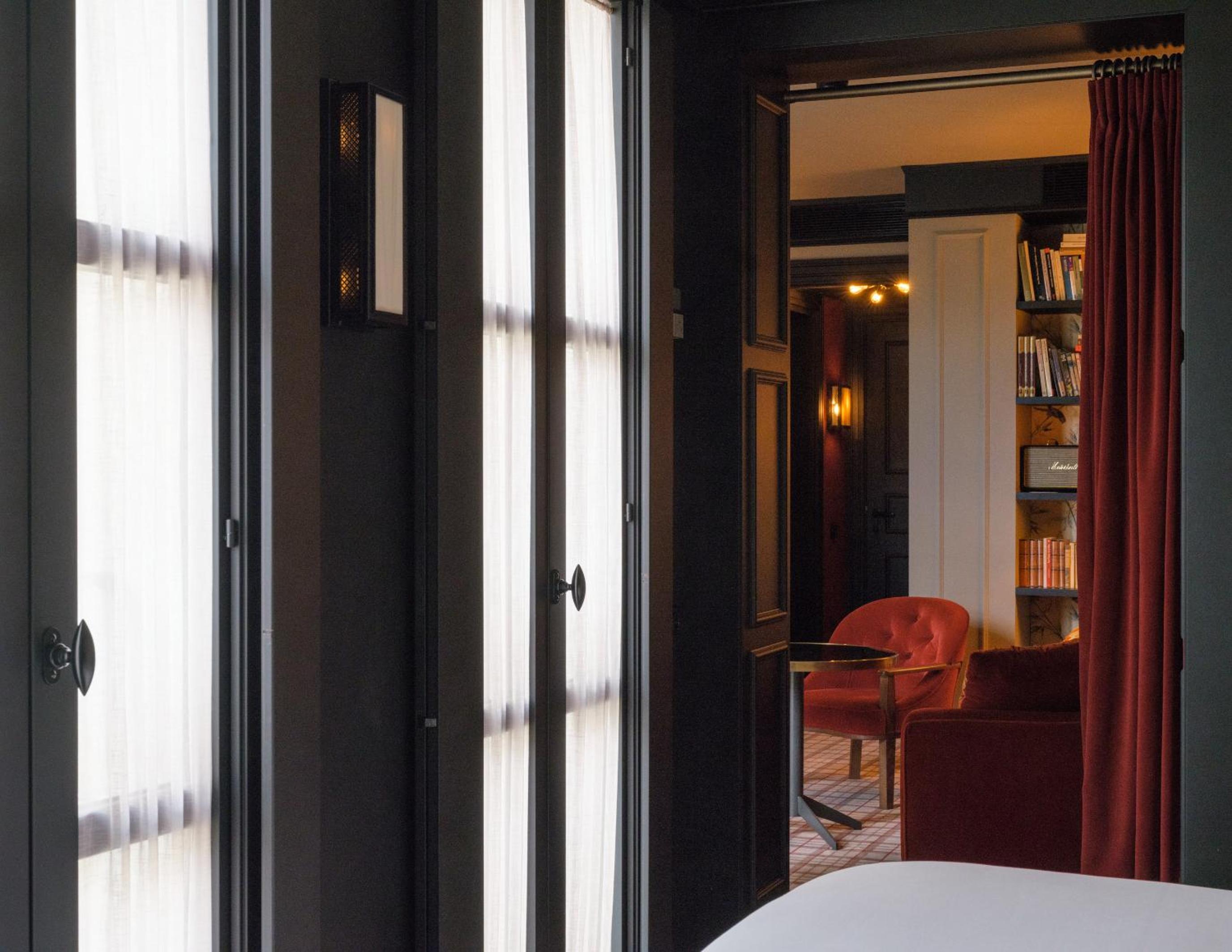 Junior Suite thumbnail 6