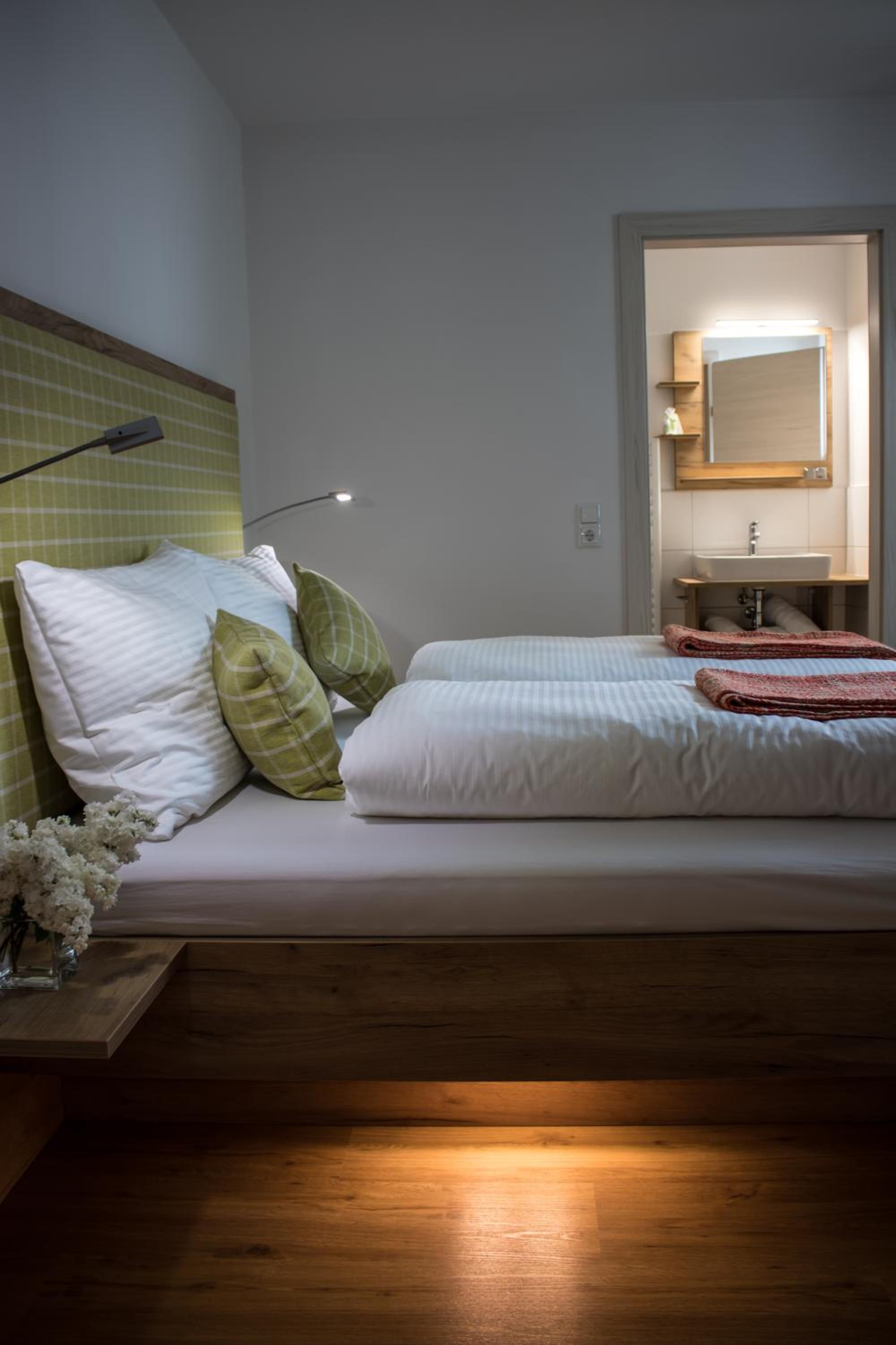 Standard Double or Twin Room - Photo 1