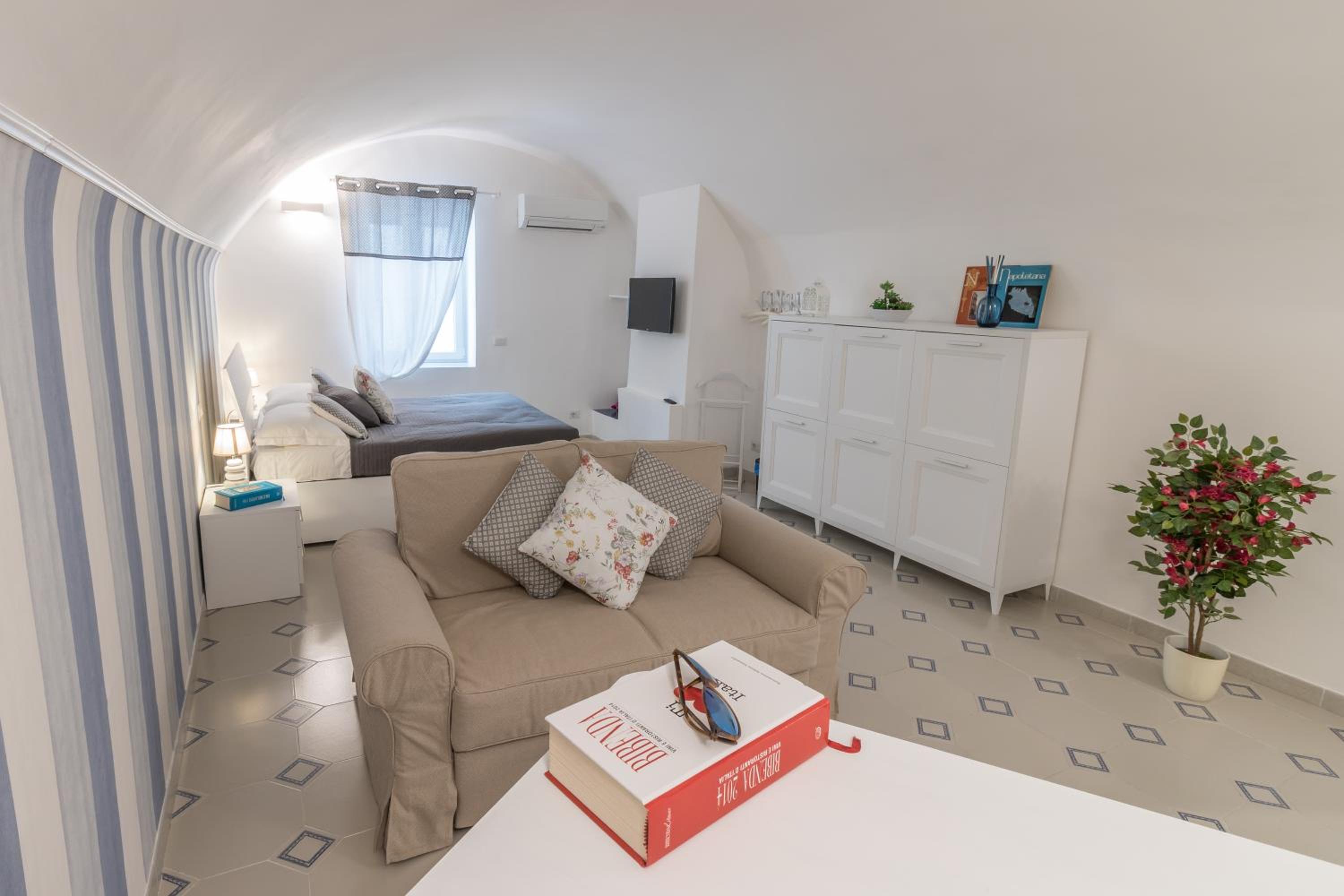 Superior Double Room - Photo 1