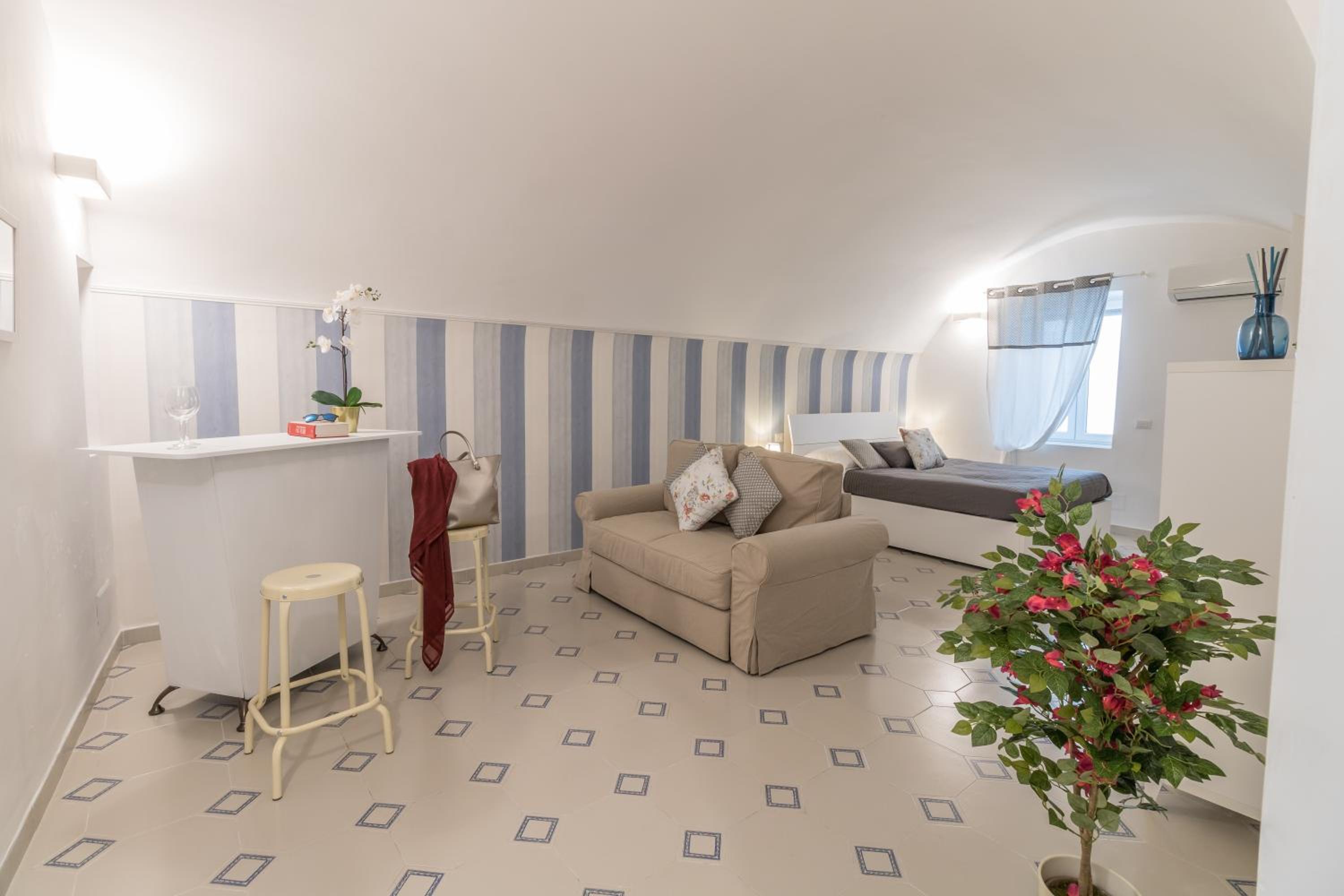 Superior Double Room - Photo 9