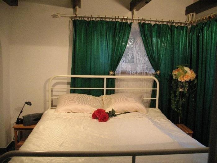 Double or Twin Room - Photo 12
