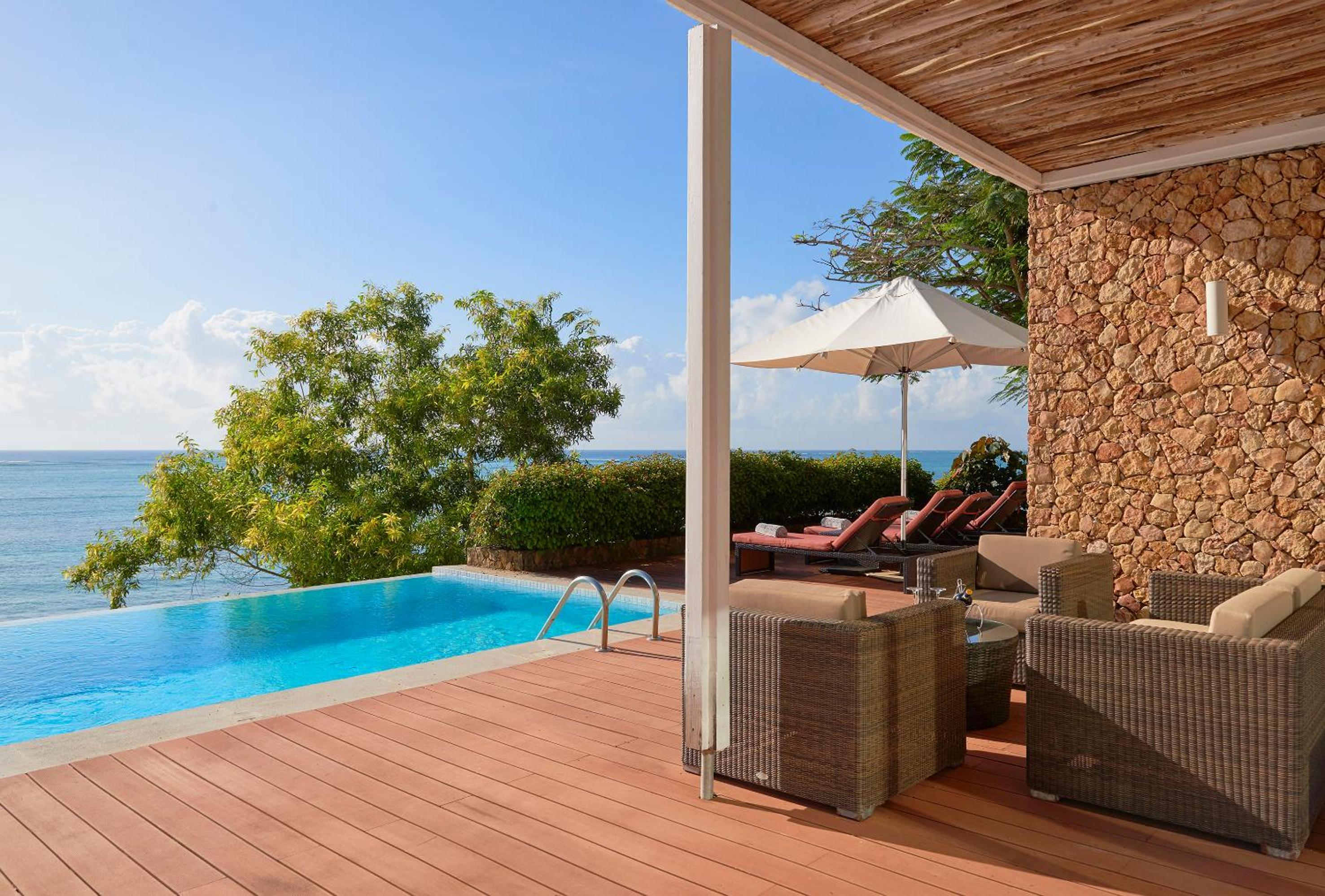 The Level 2 bedroom Ocean Villa - Photo 4