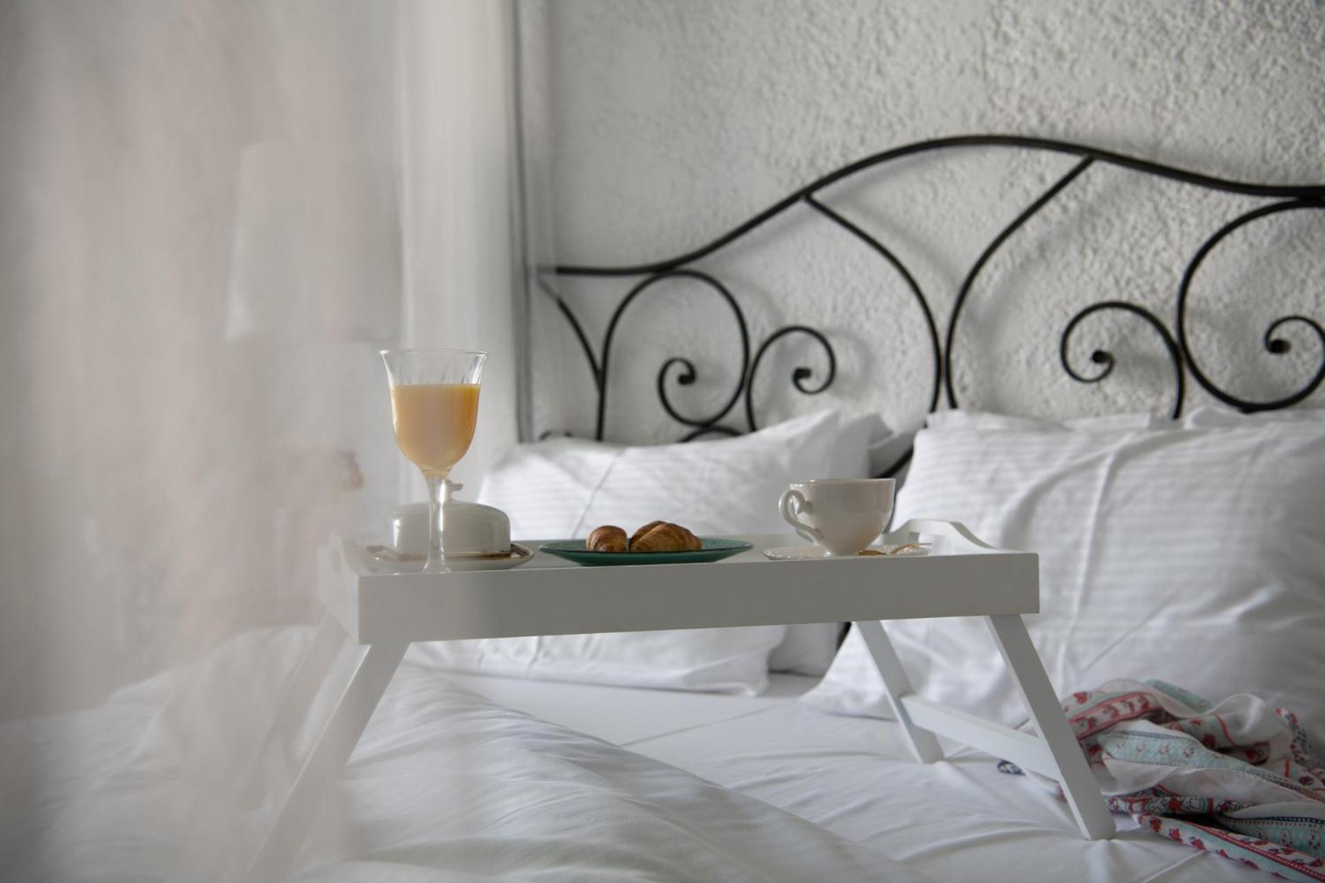 Double Room with Sea Front photo 3