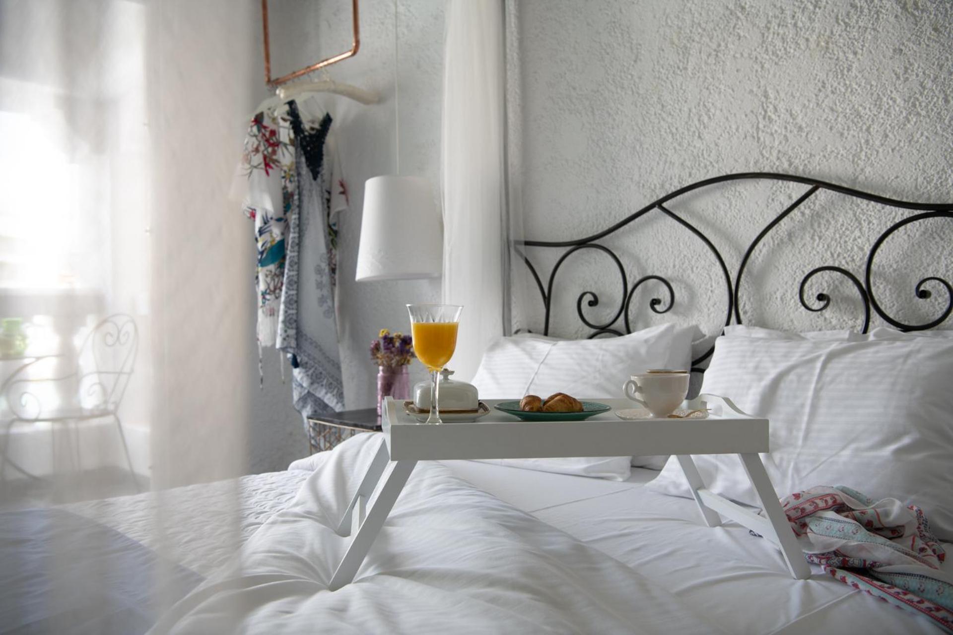 Double Room with Sea Front photo 2