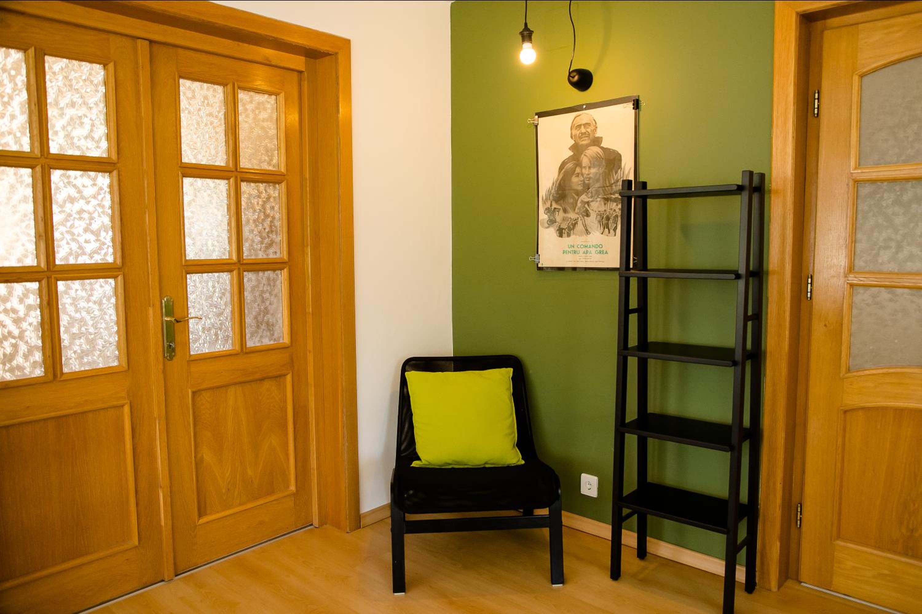 Apartment with Mountain View-First floor photo 2