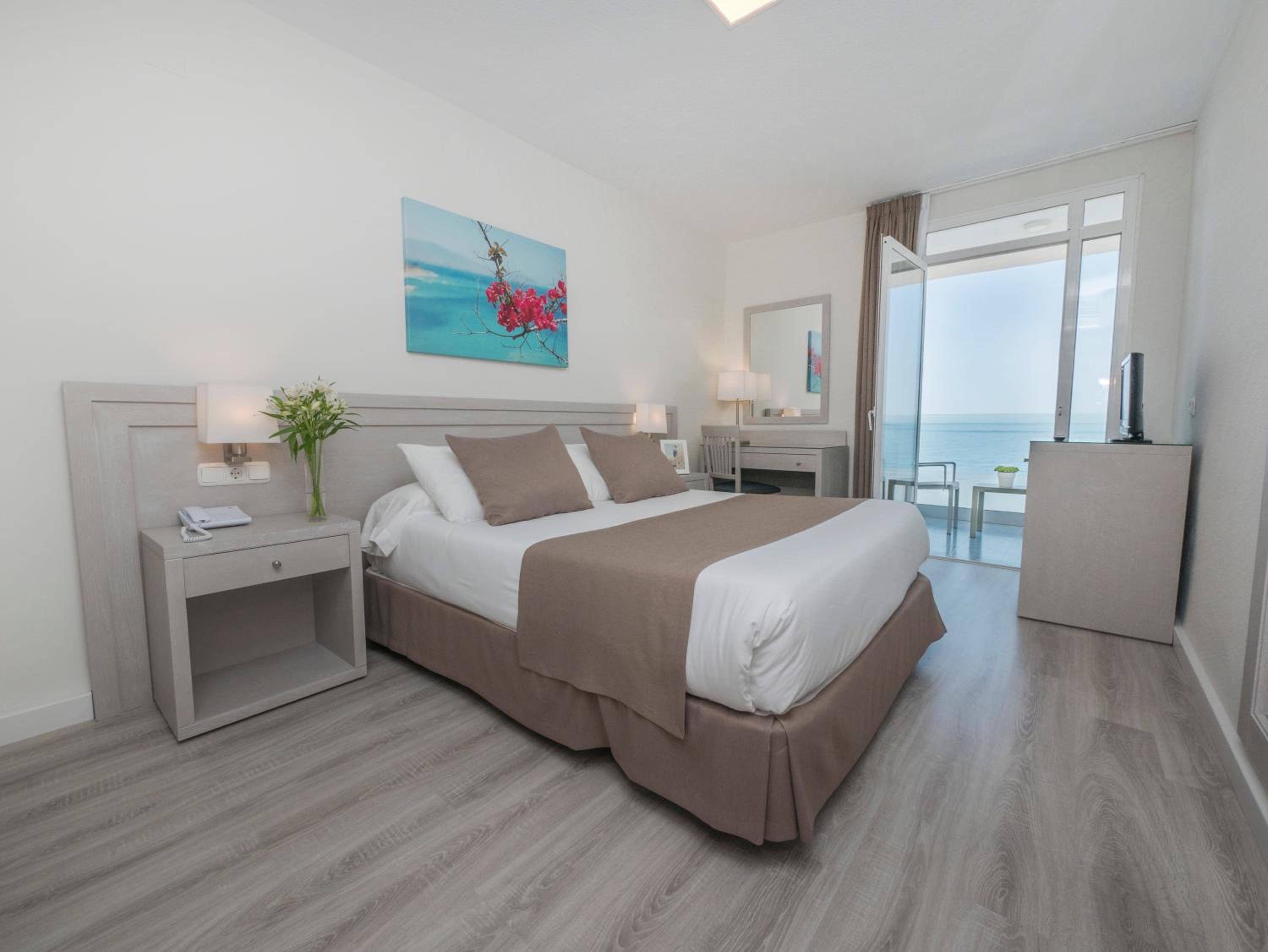 Panoramic Room with front sea view photo 3