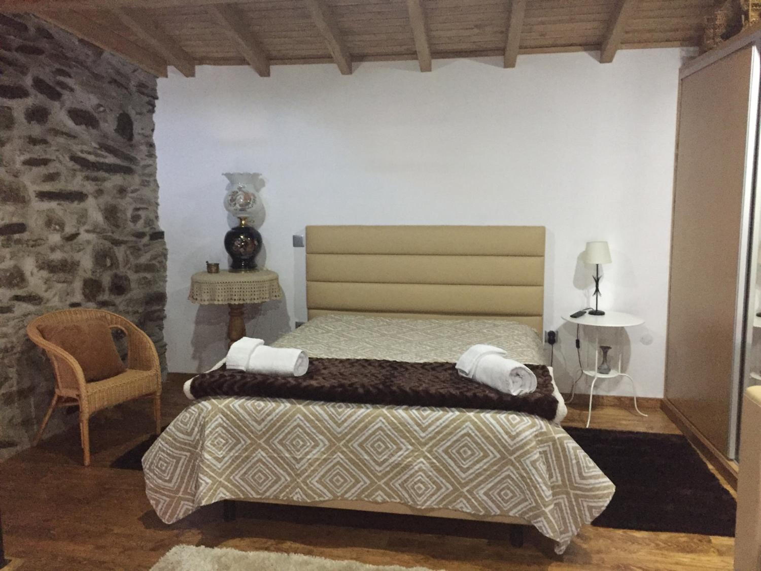 Family Room - Photo 4