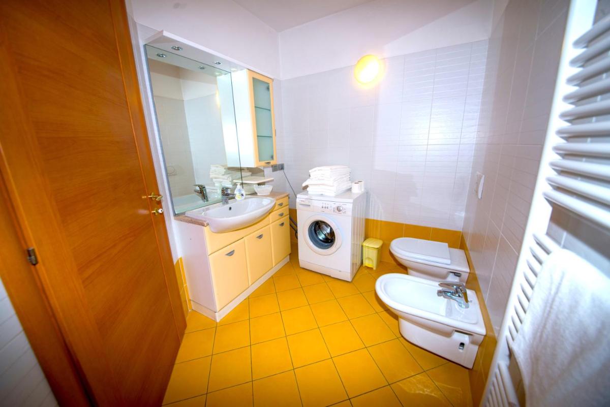 Two-Bedroom Apartment - Photo 7
