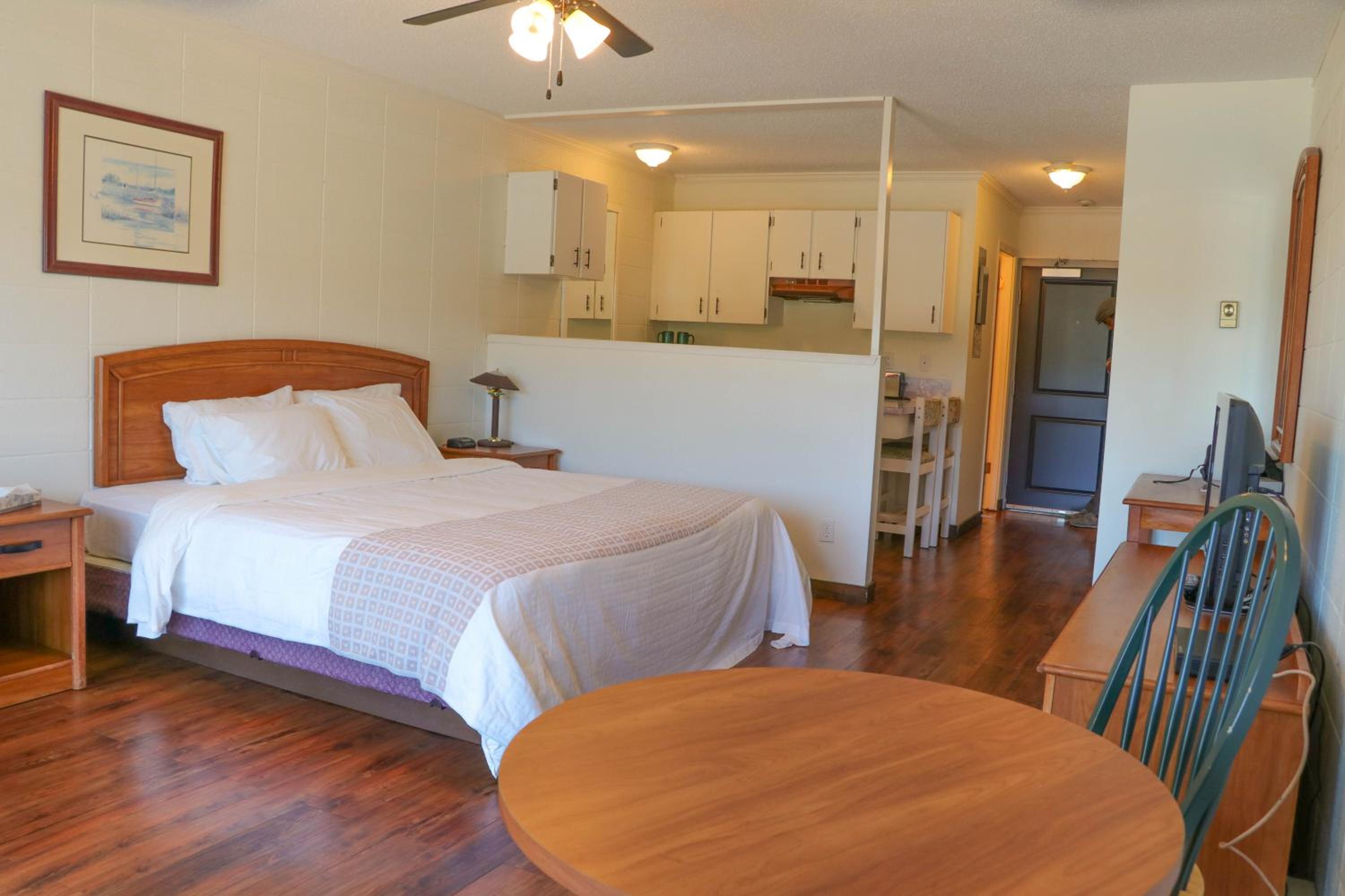 Single Room with Balcony photo 1