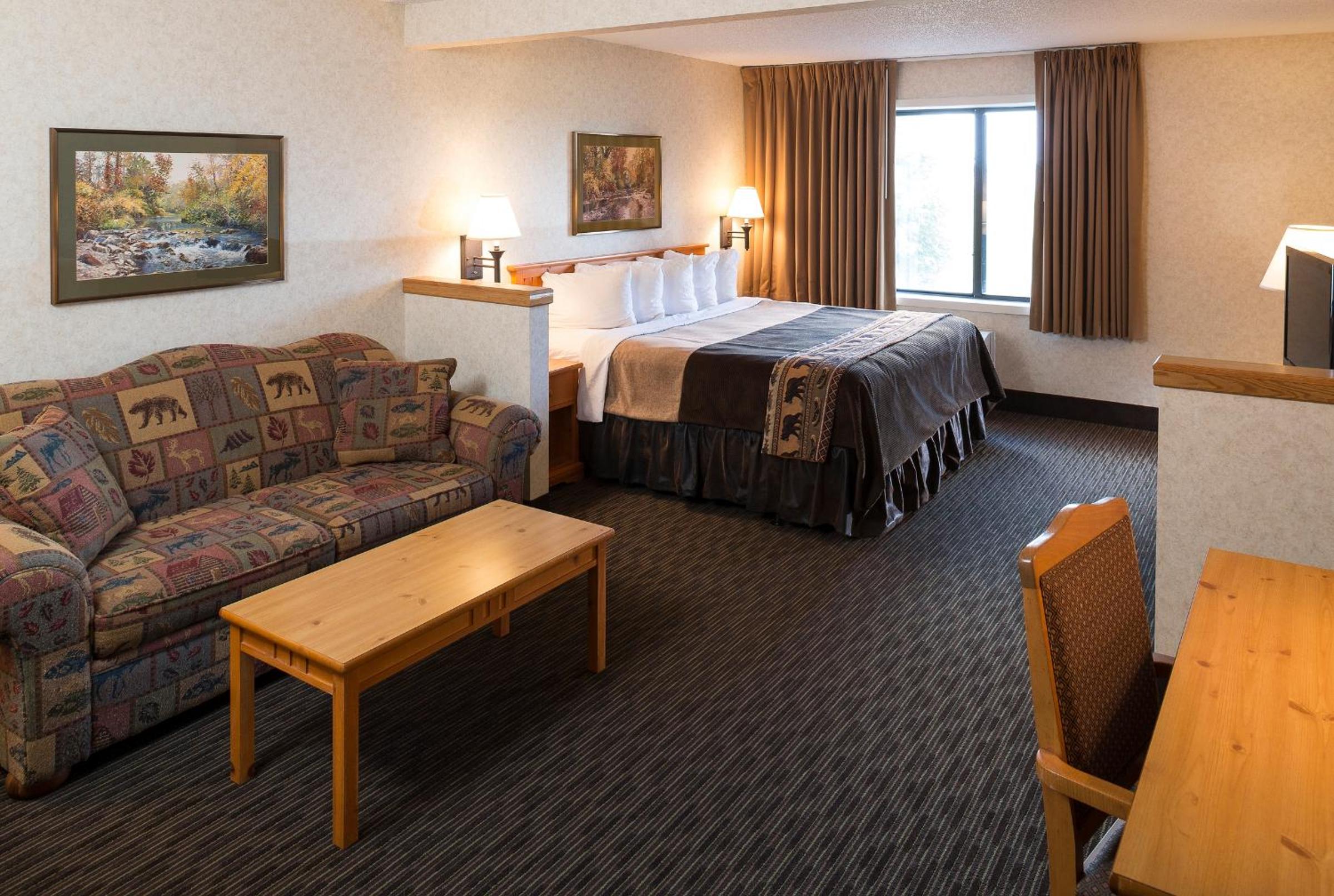 Business Suite - Photo 1