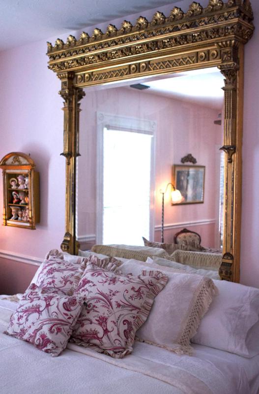 King Room With Bath And Shower photo 1