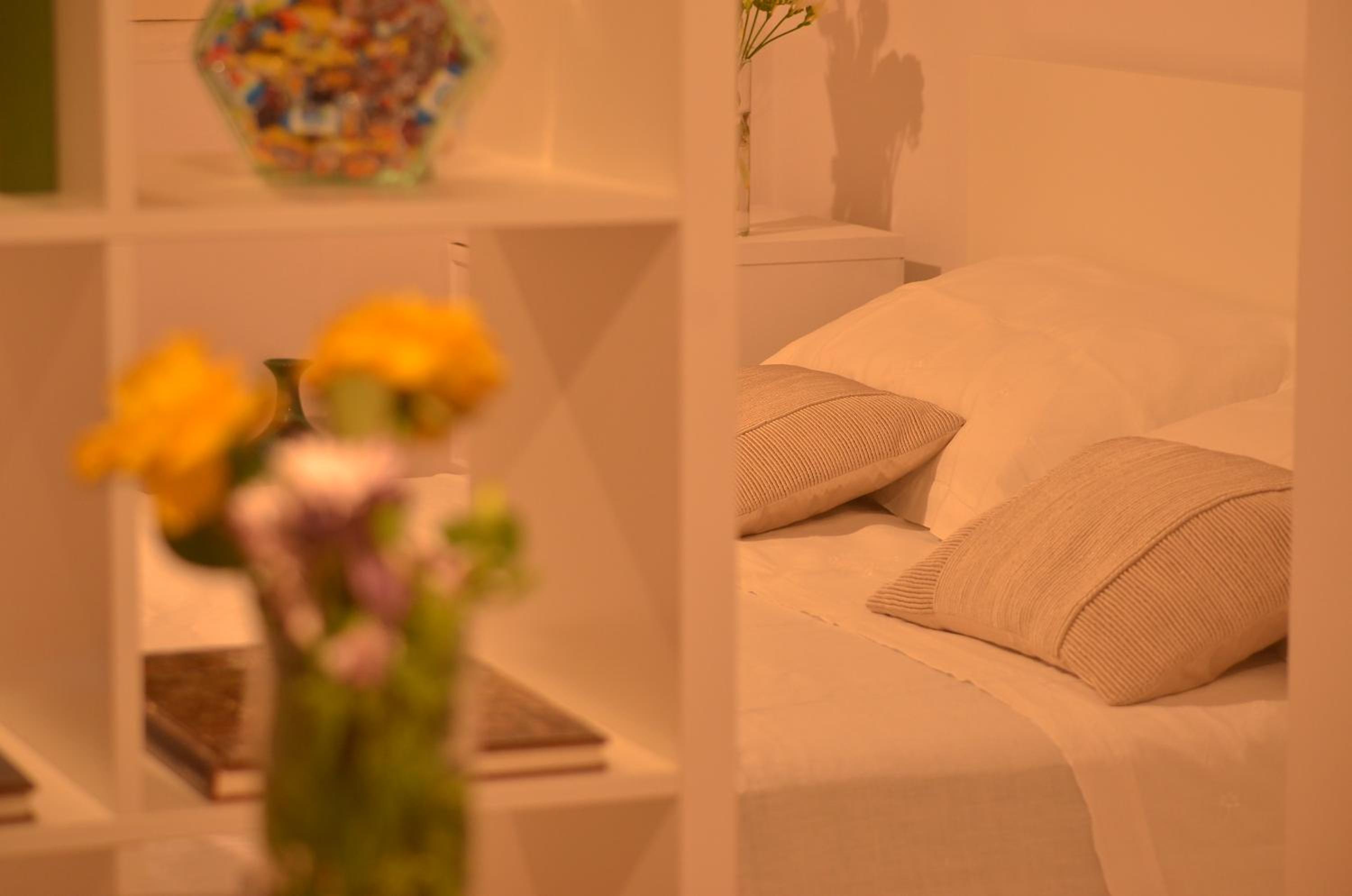 Studio Apartment - Photo 2