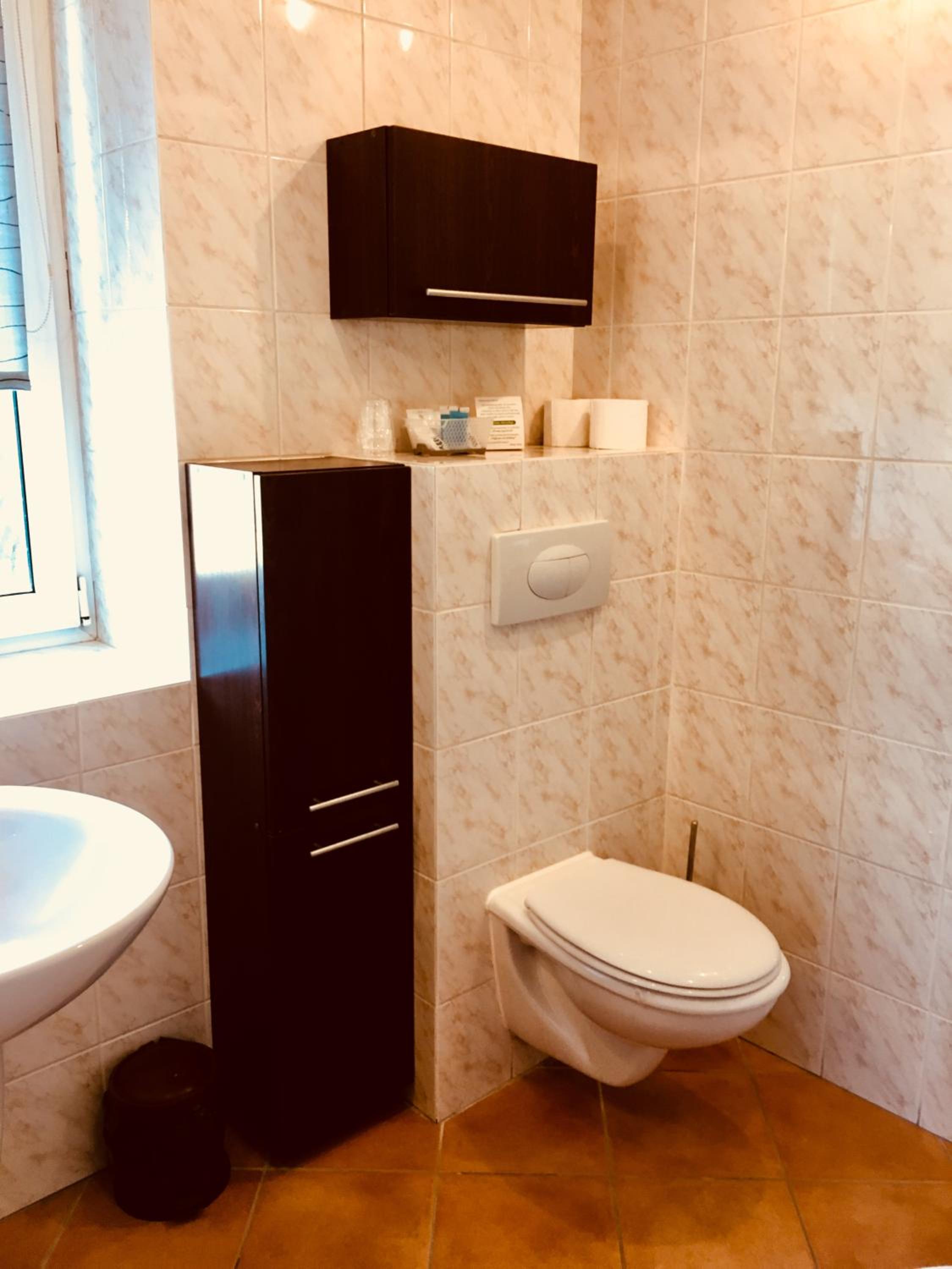 Standard Double Room - Photo 3