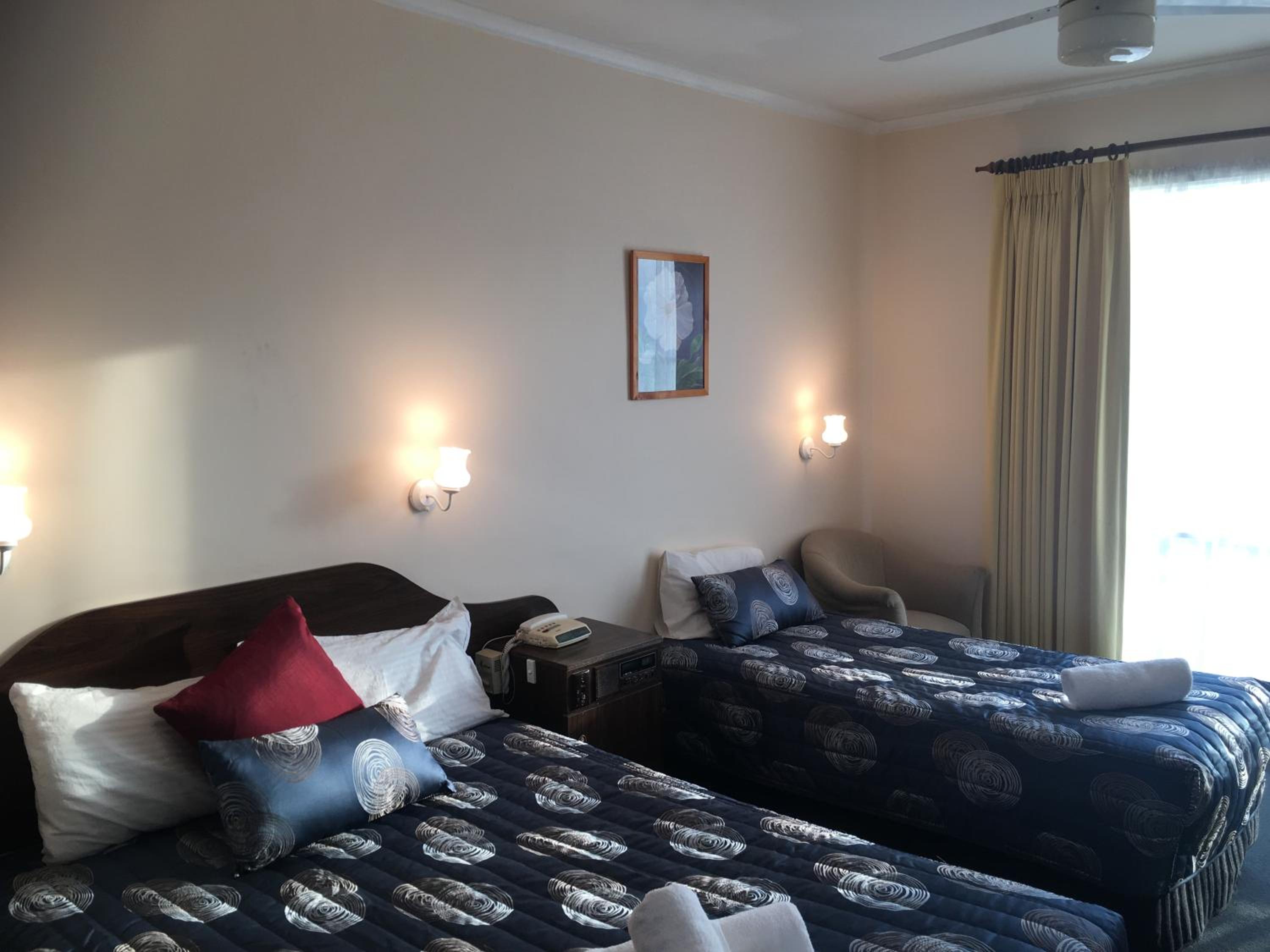 Standard Twin Room photo 1