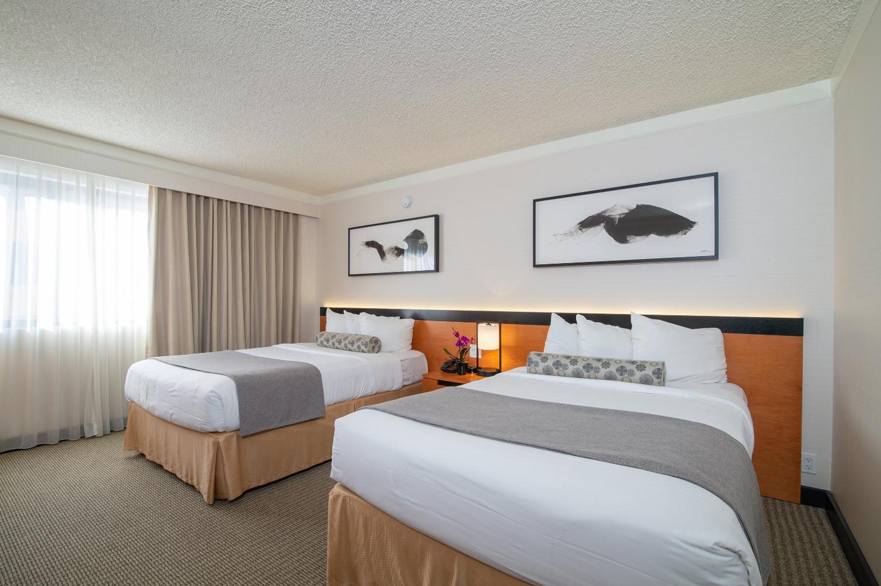 Superior Room with Two Double Beds