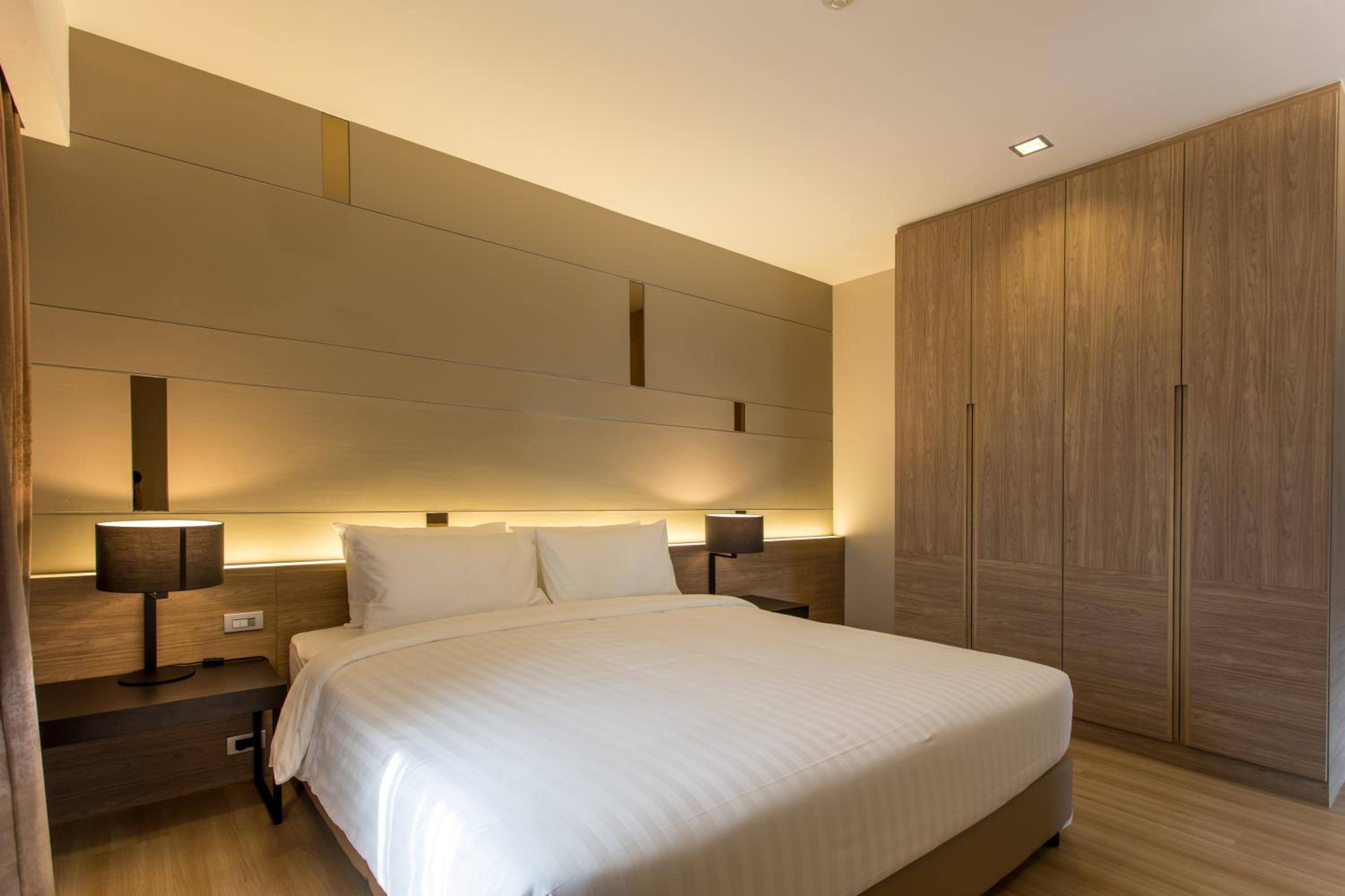 City Suite - Photo 4
