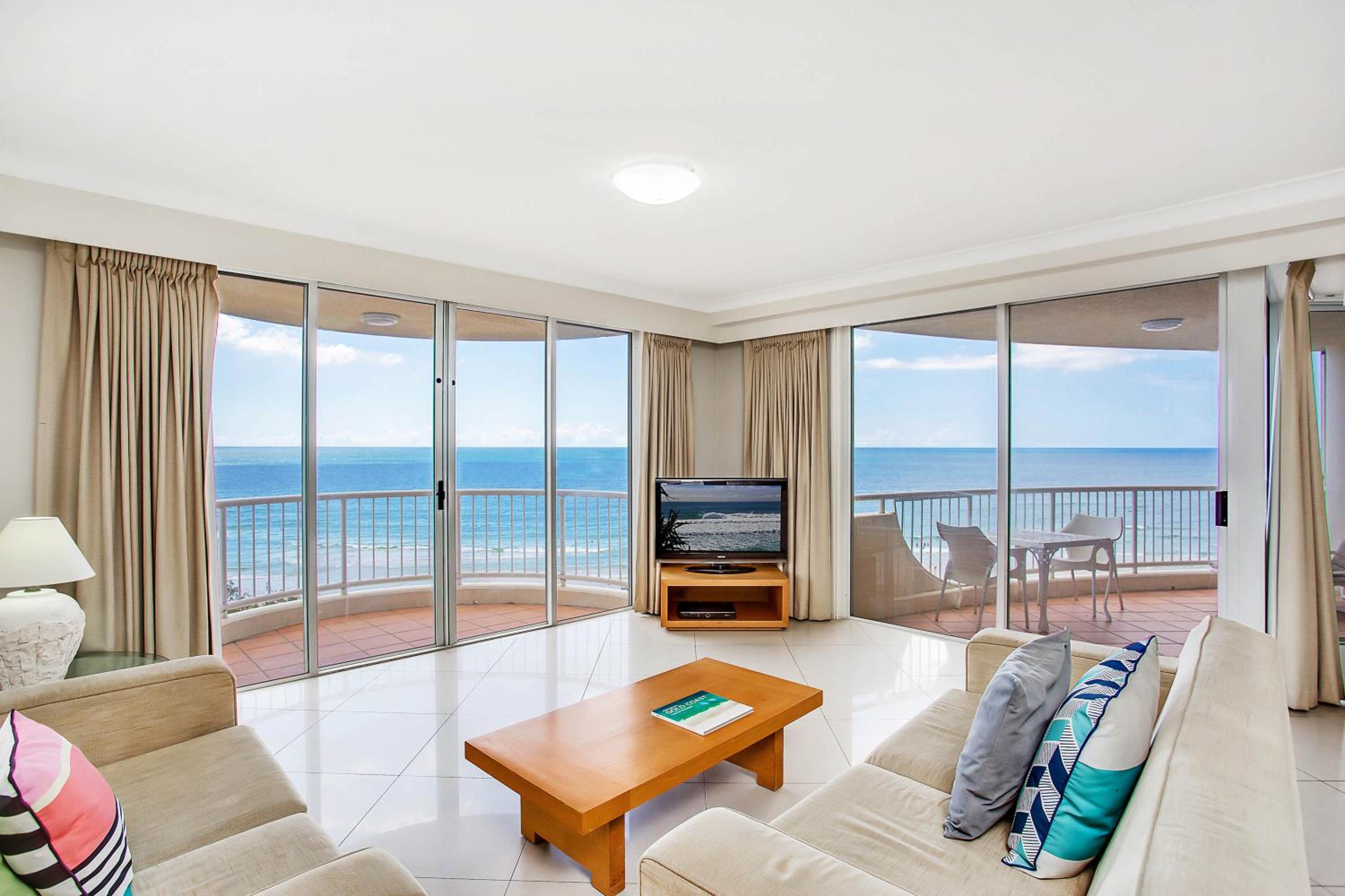2 Bedroom Ocean - Photo 4