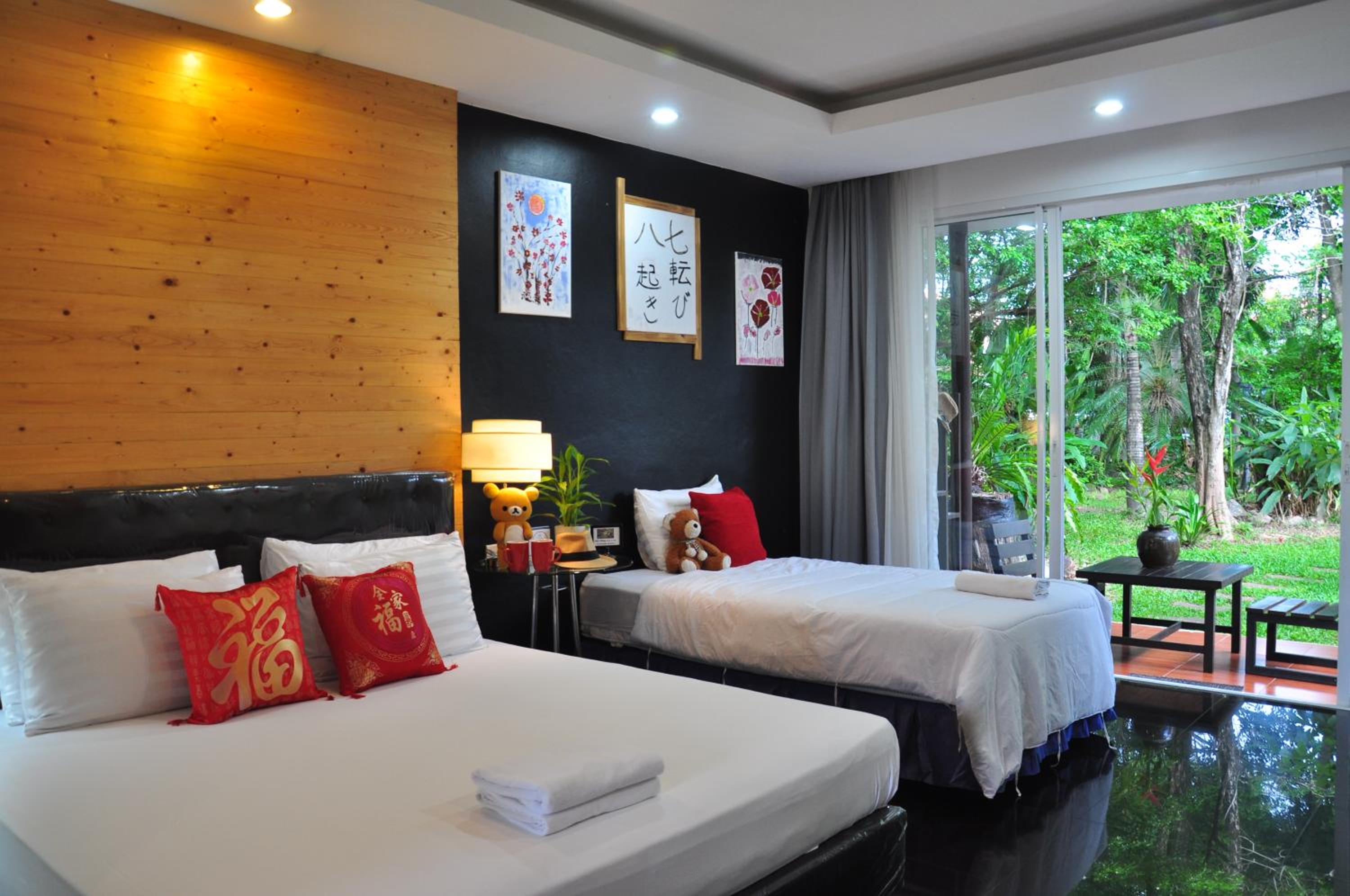 Triple Room with View - Photo 1