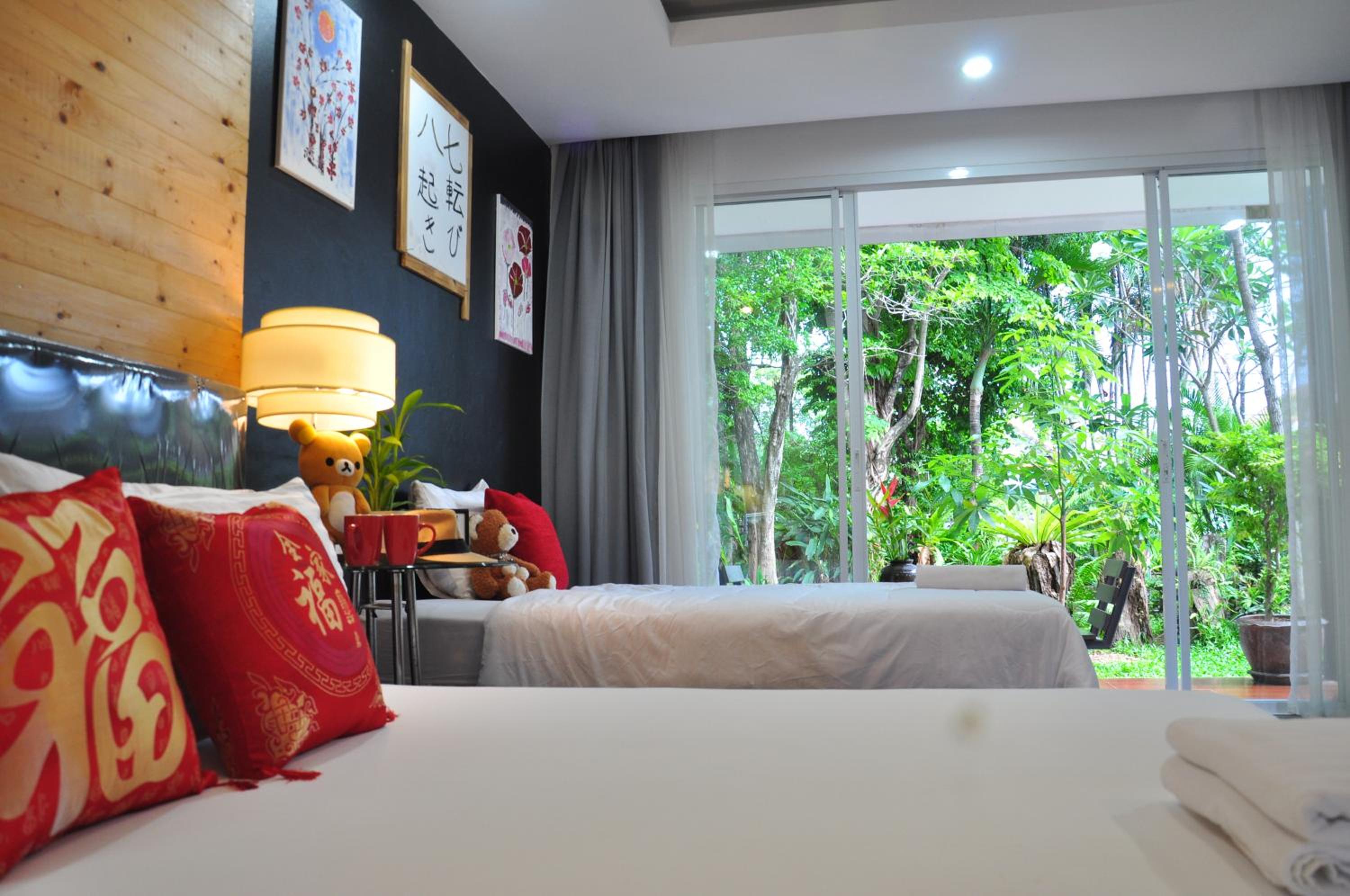 Triple Room with View - Photo 13