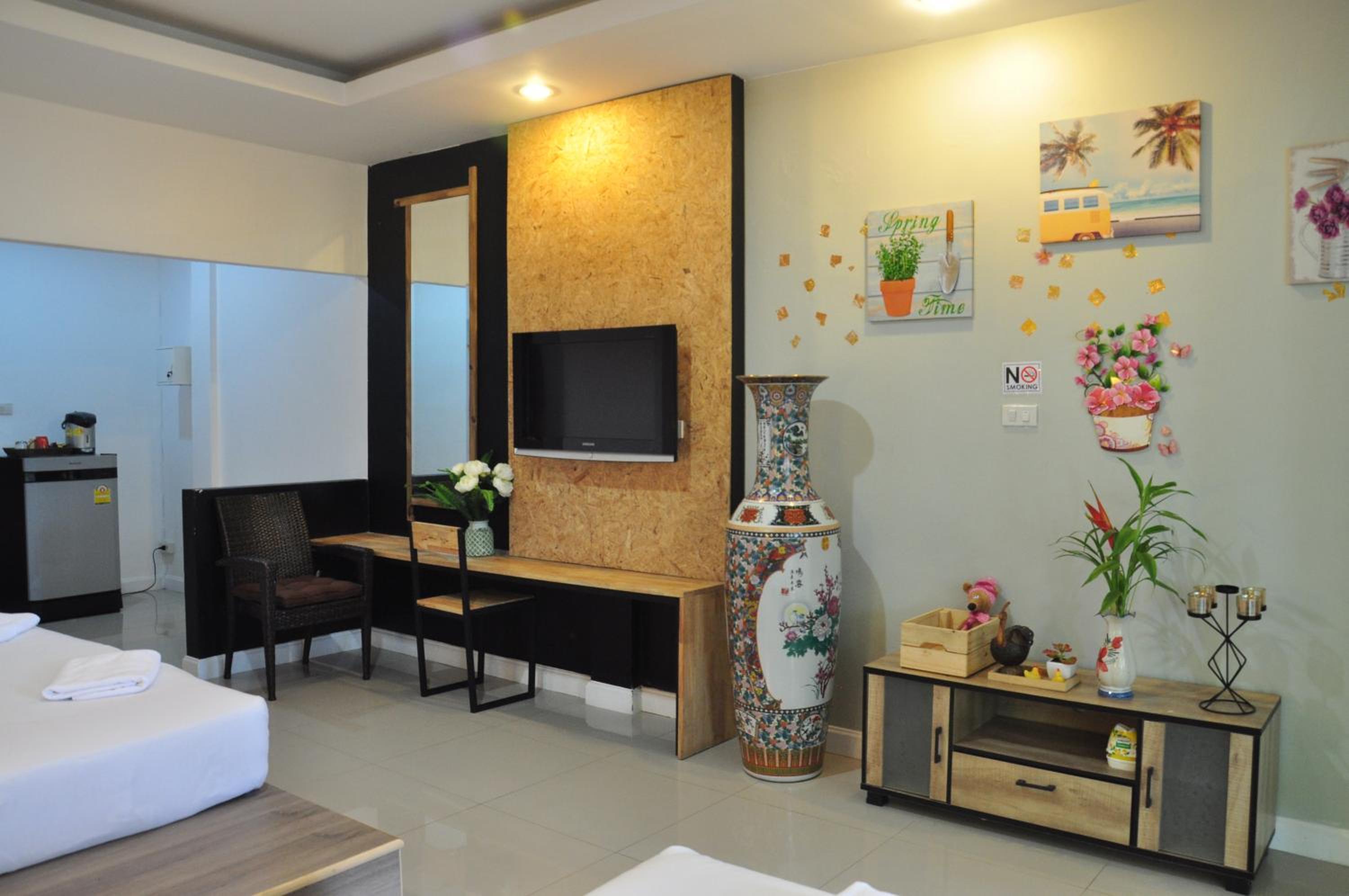 Triple Room with View - Photo 3