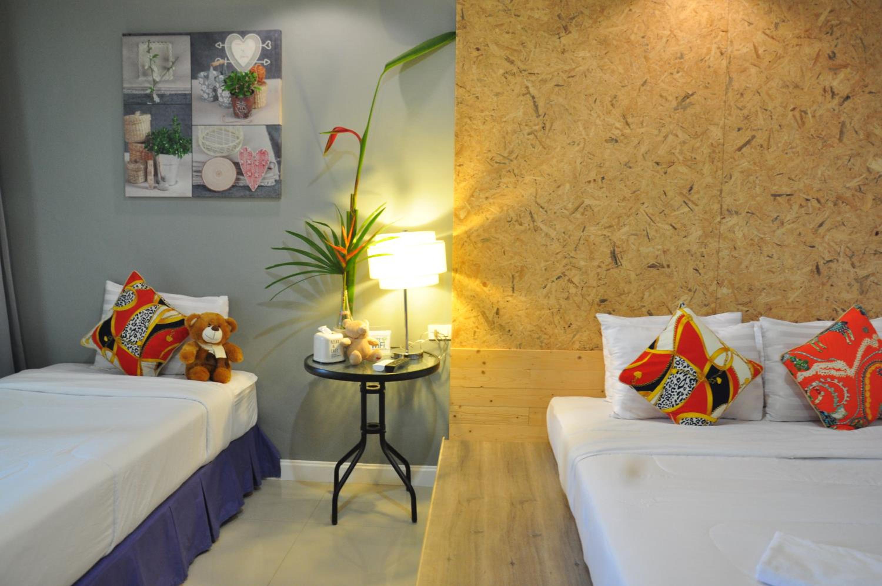 Triple Room with View - Photo 18