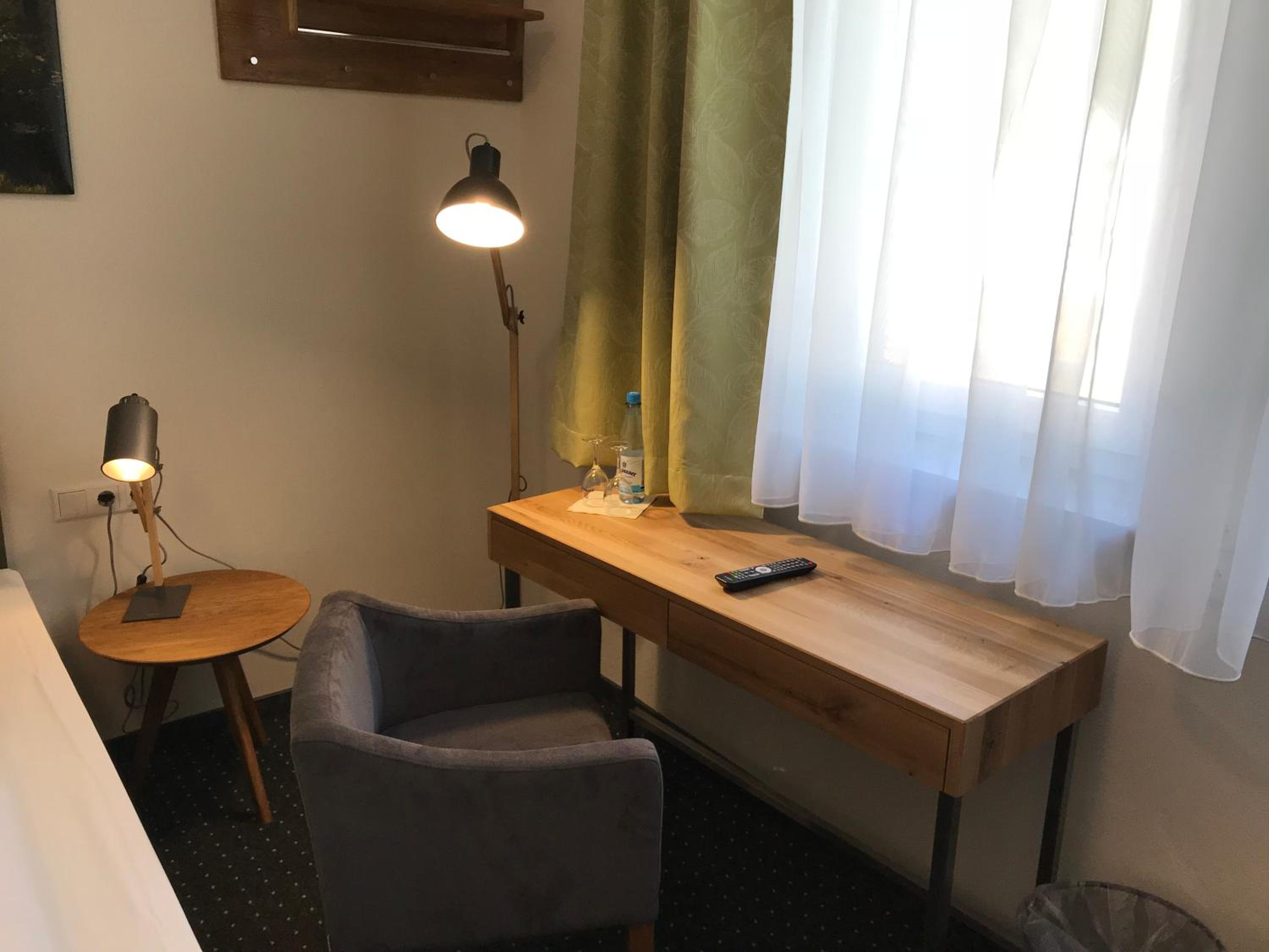 Budget Double Room - Annex - Photo 6