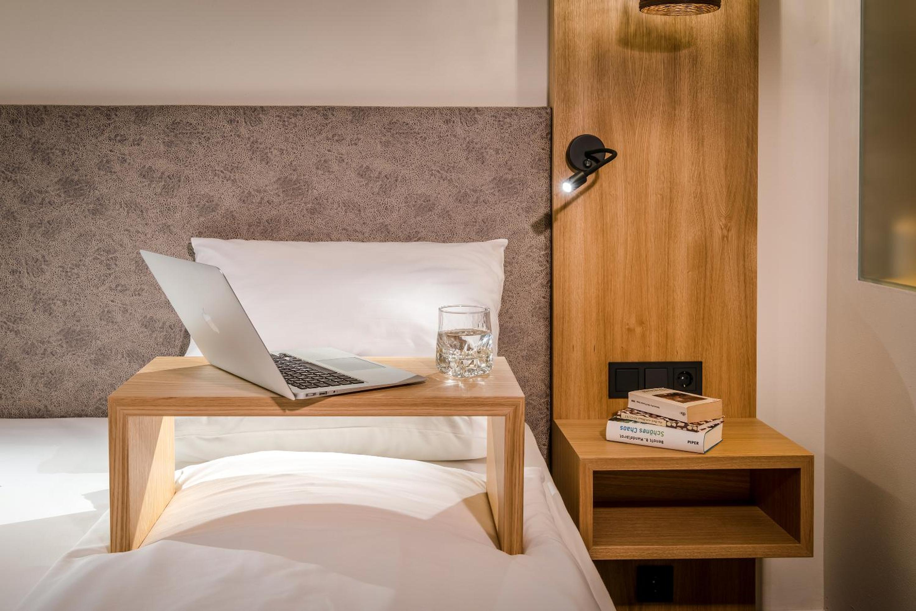Double Room with Balcony - Photo 1