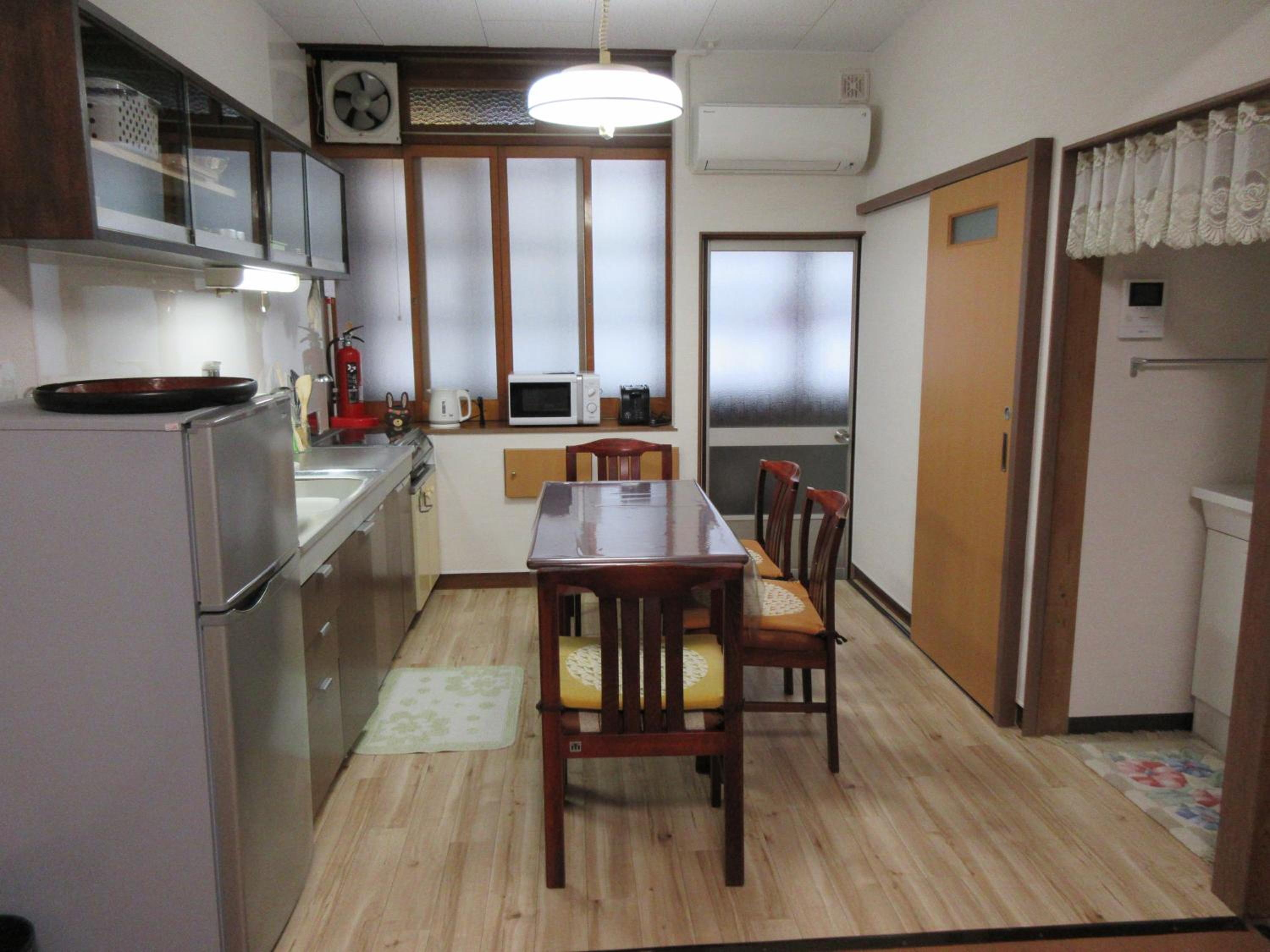 Three-Bedroom House - Photo 8