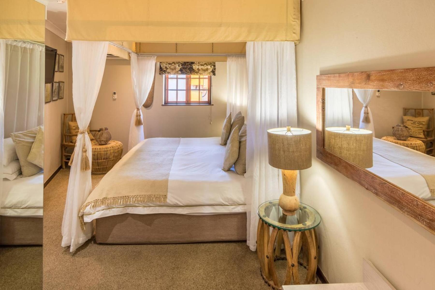  Double Room - Photo 9