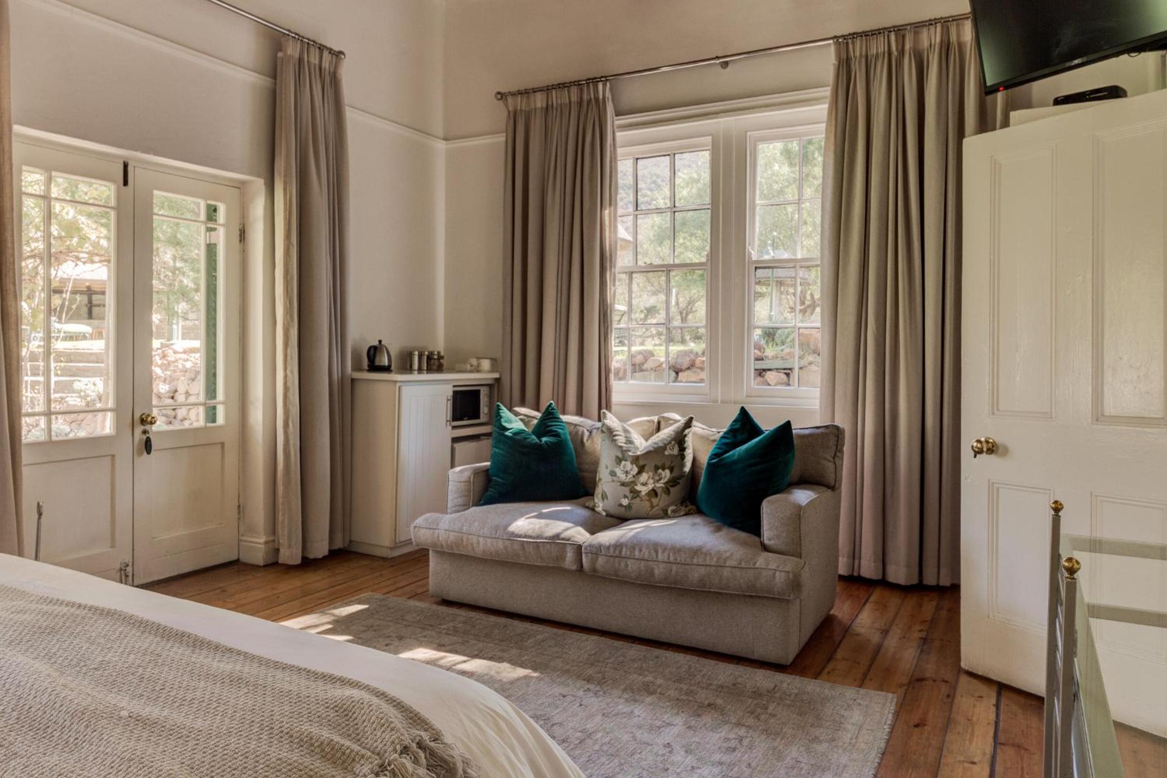 Standard Double or Twin Room - Photo 20