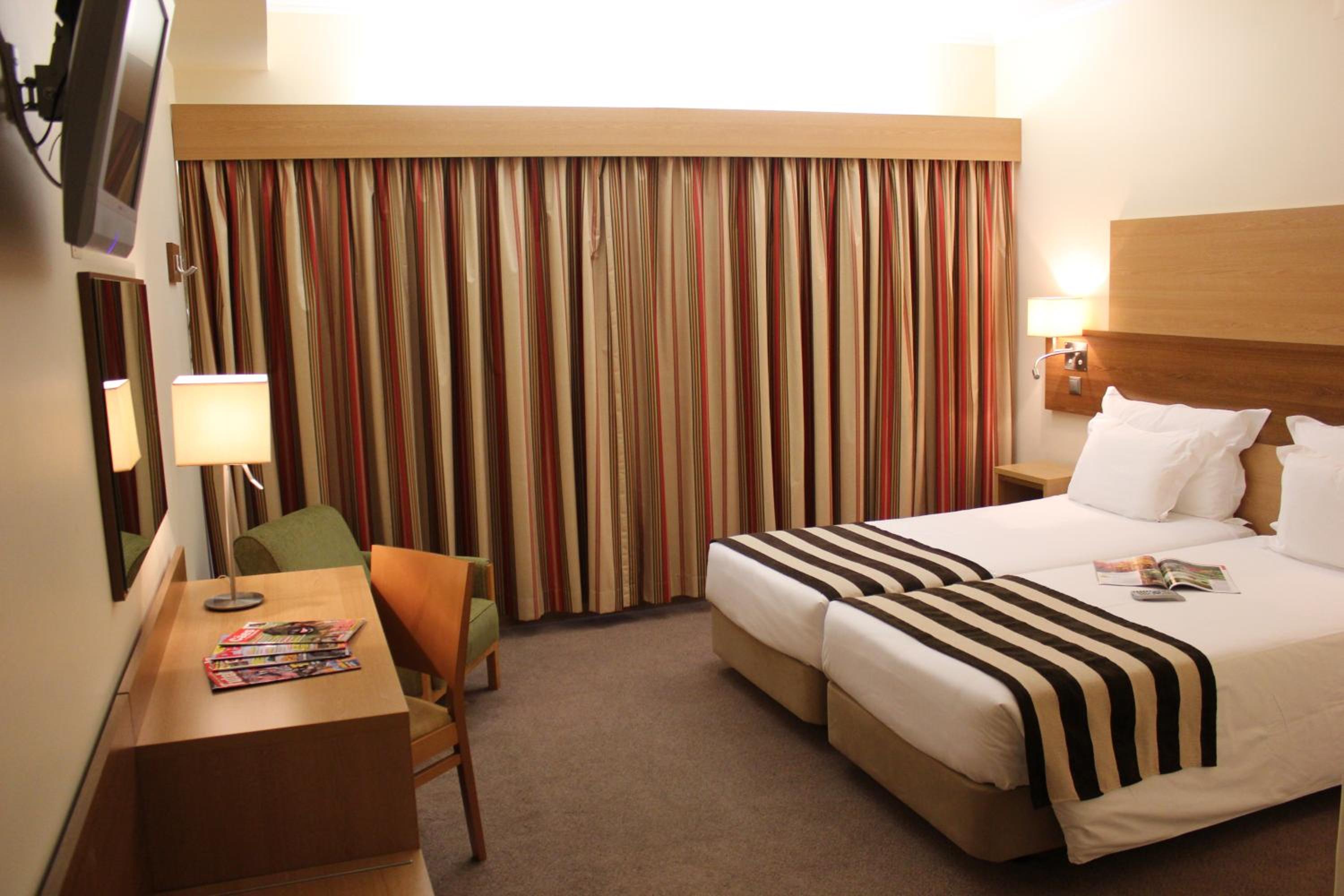 Double or Twin Room - Photo 22