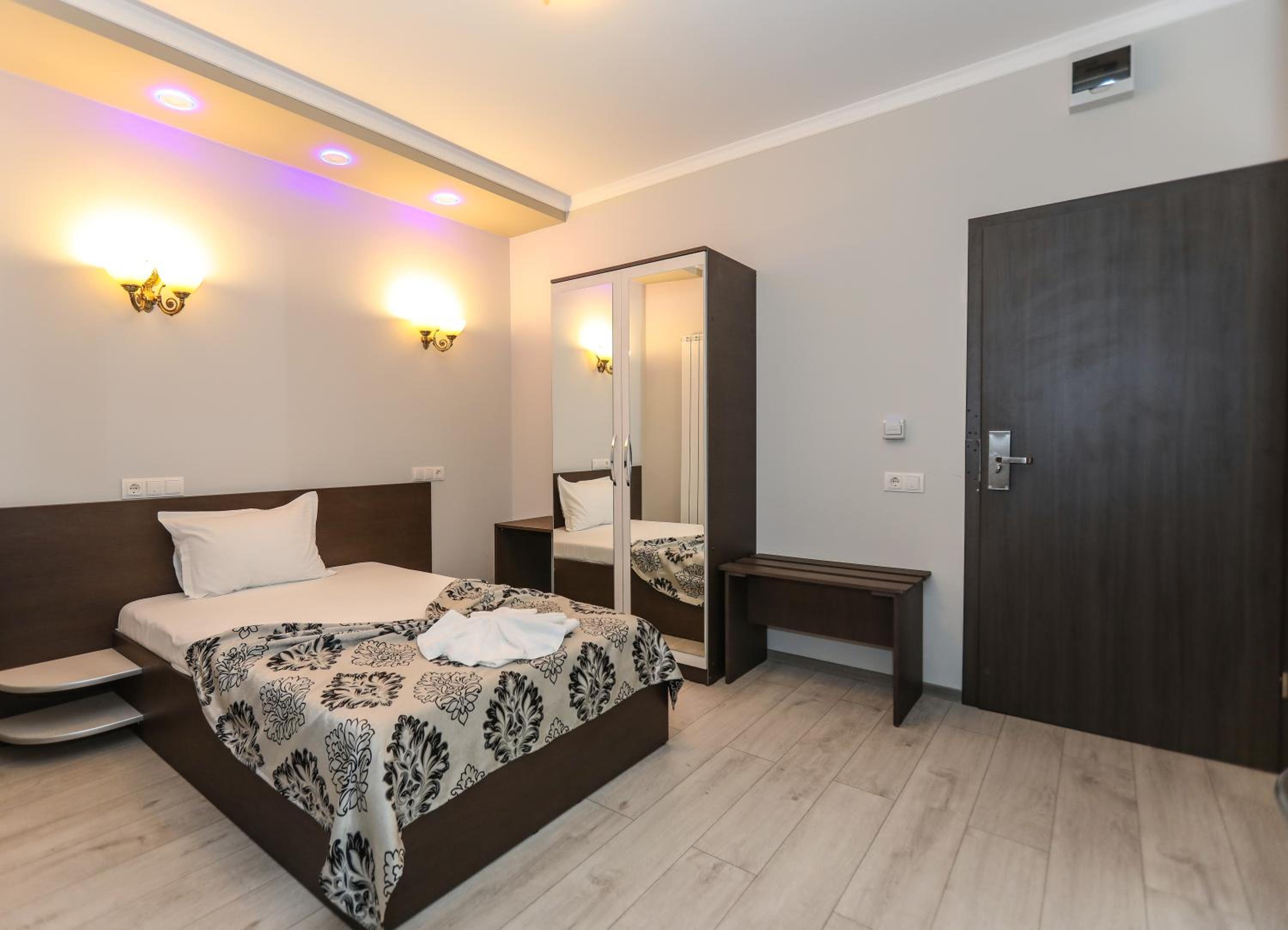 Single Room