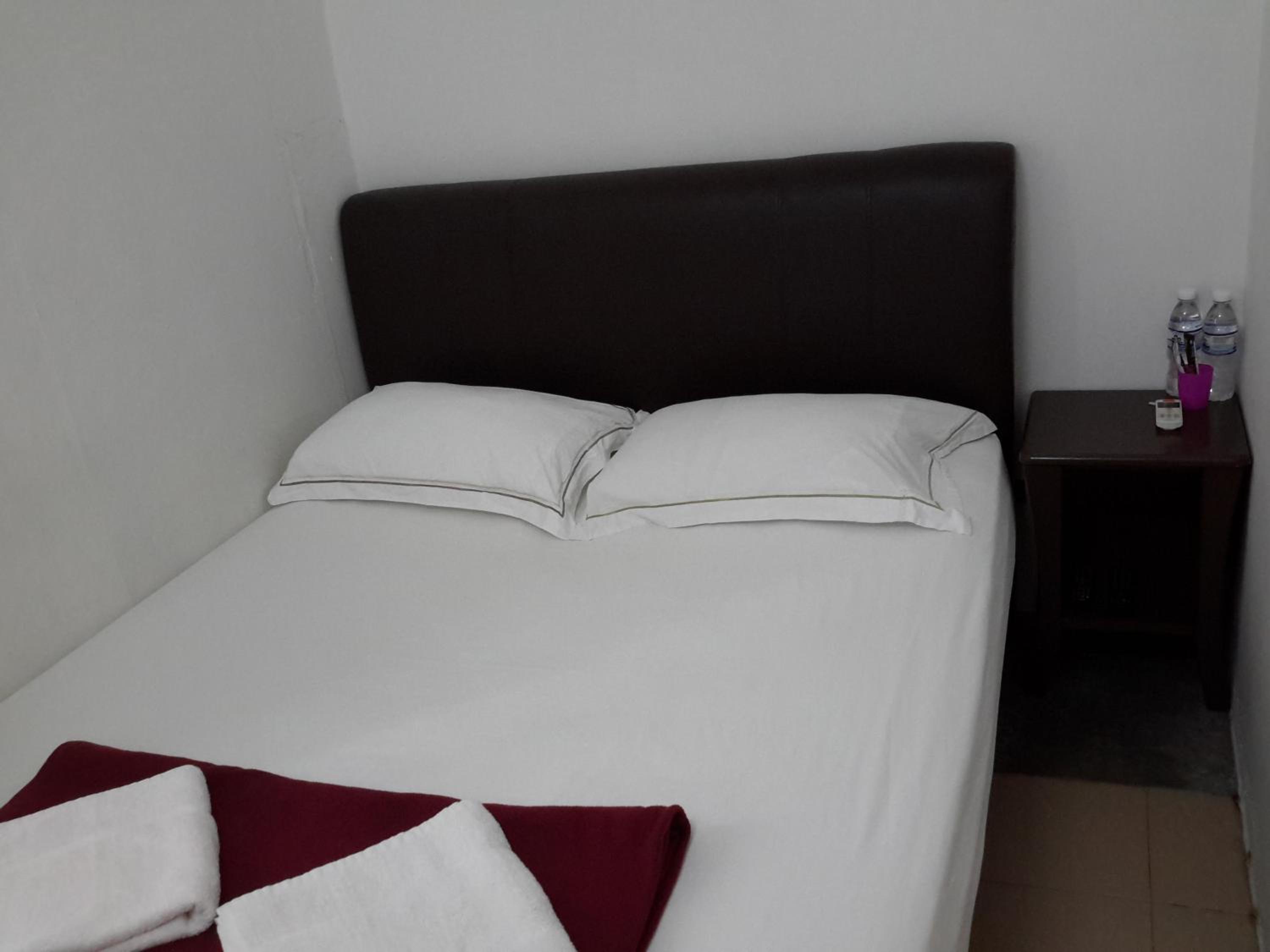 Budget Double Room photo 2