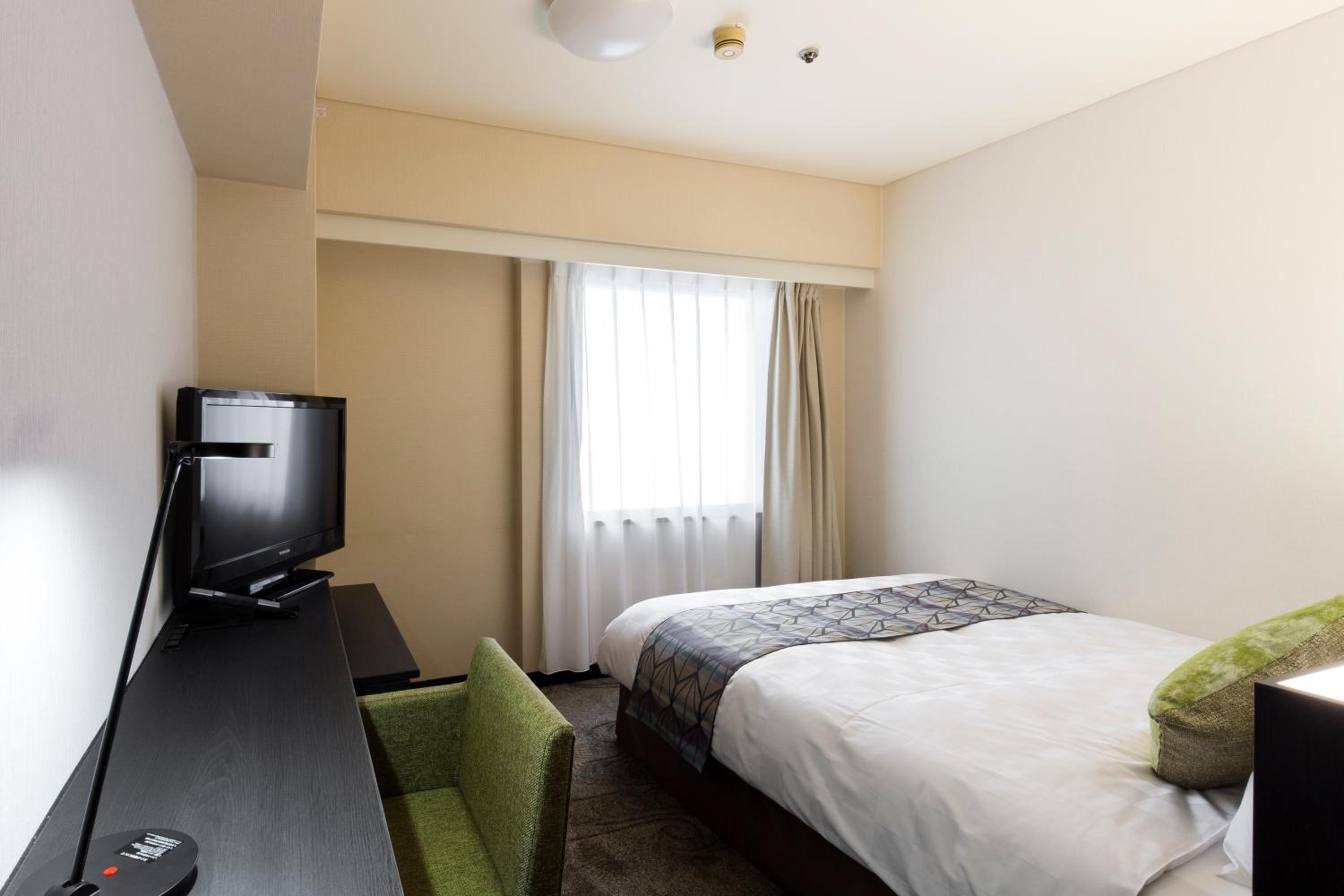 Standard Single Room - Smoking photo 3