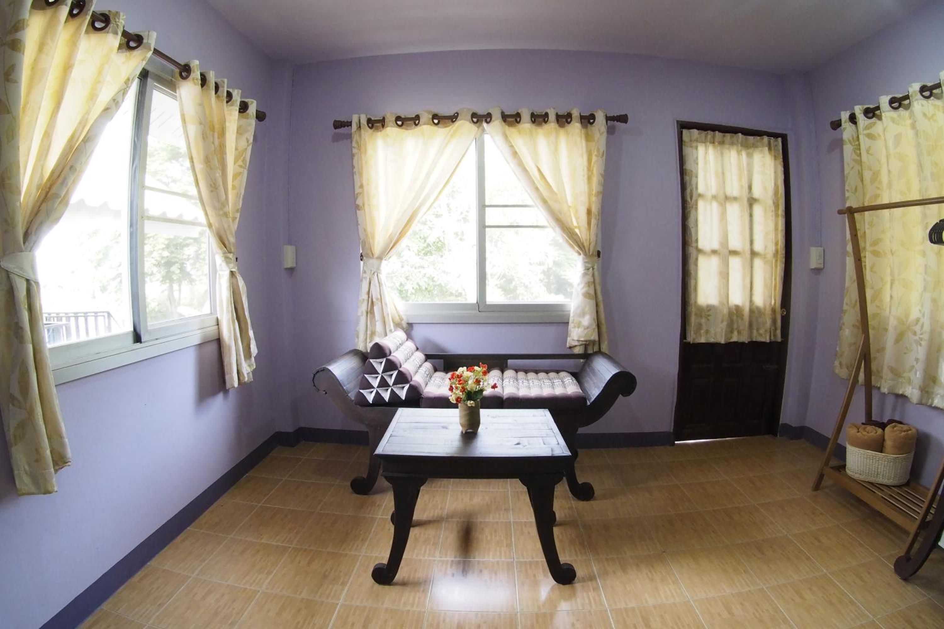 Double Room with Private Bathroom - Photo 7