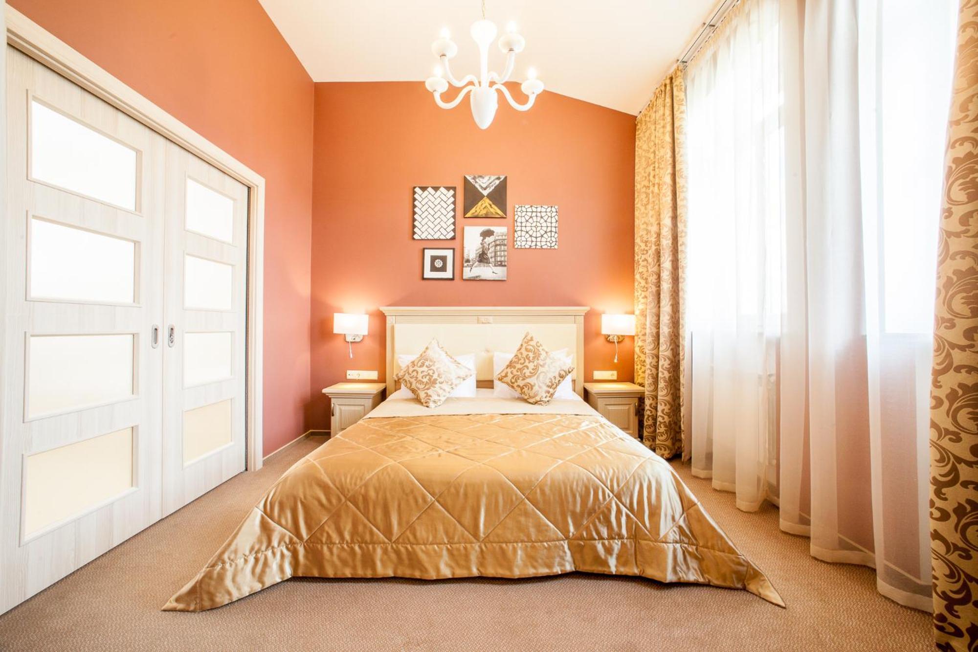 One-Bedroom Suite photo 1
