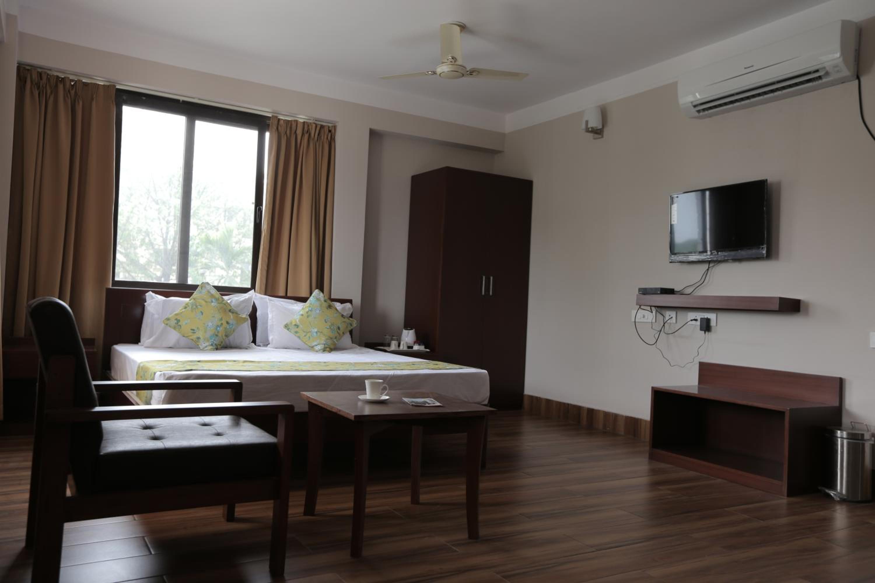 Deluxe Double Room photo 2