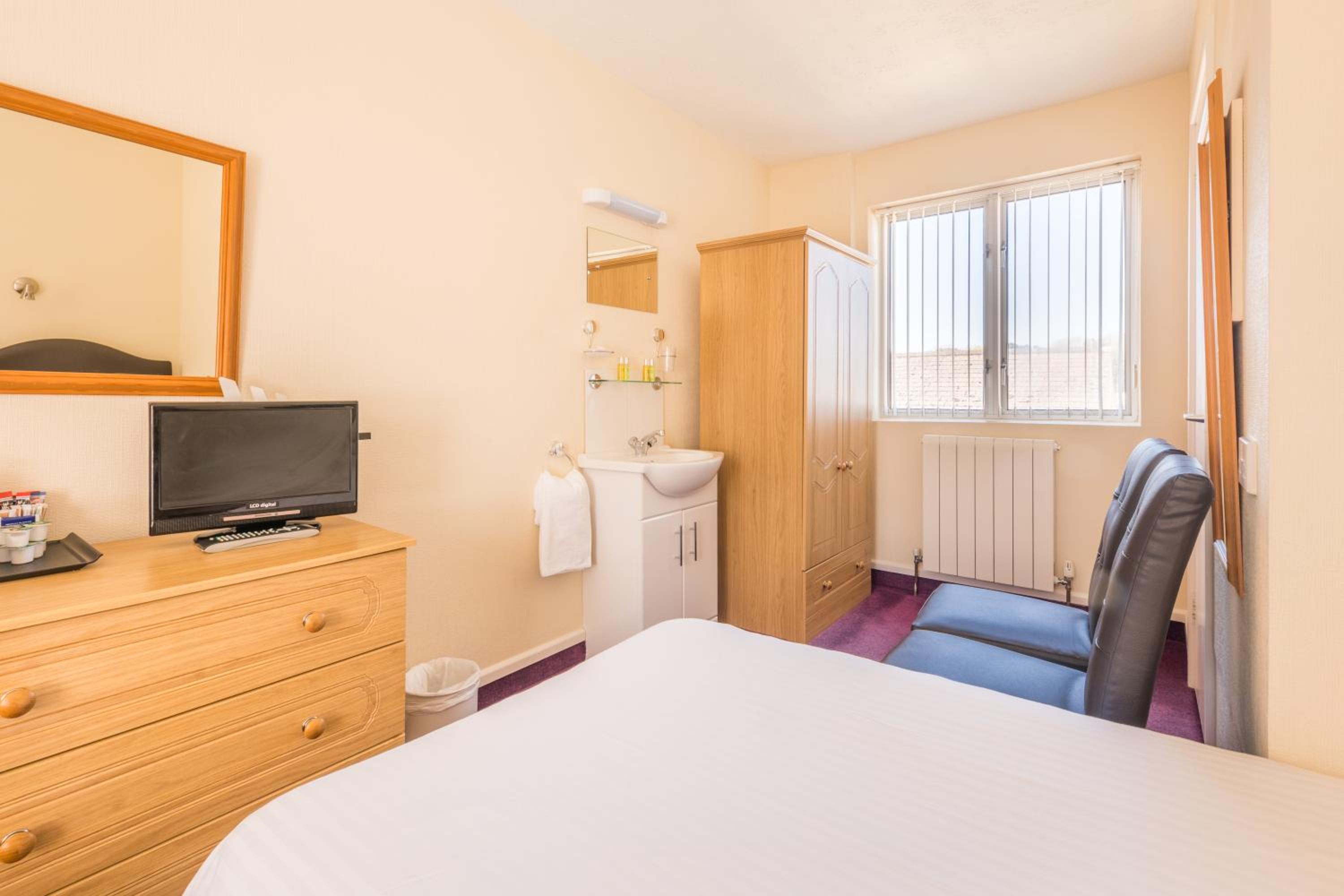 Twin Room photo 2