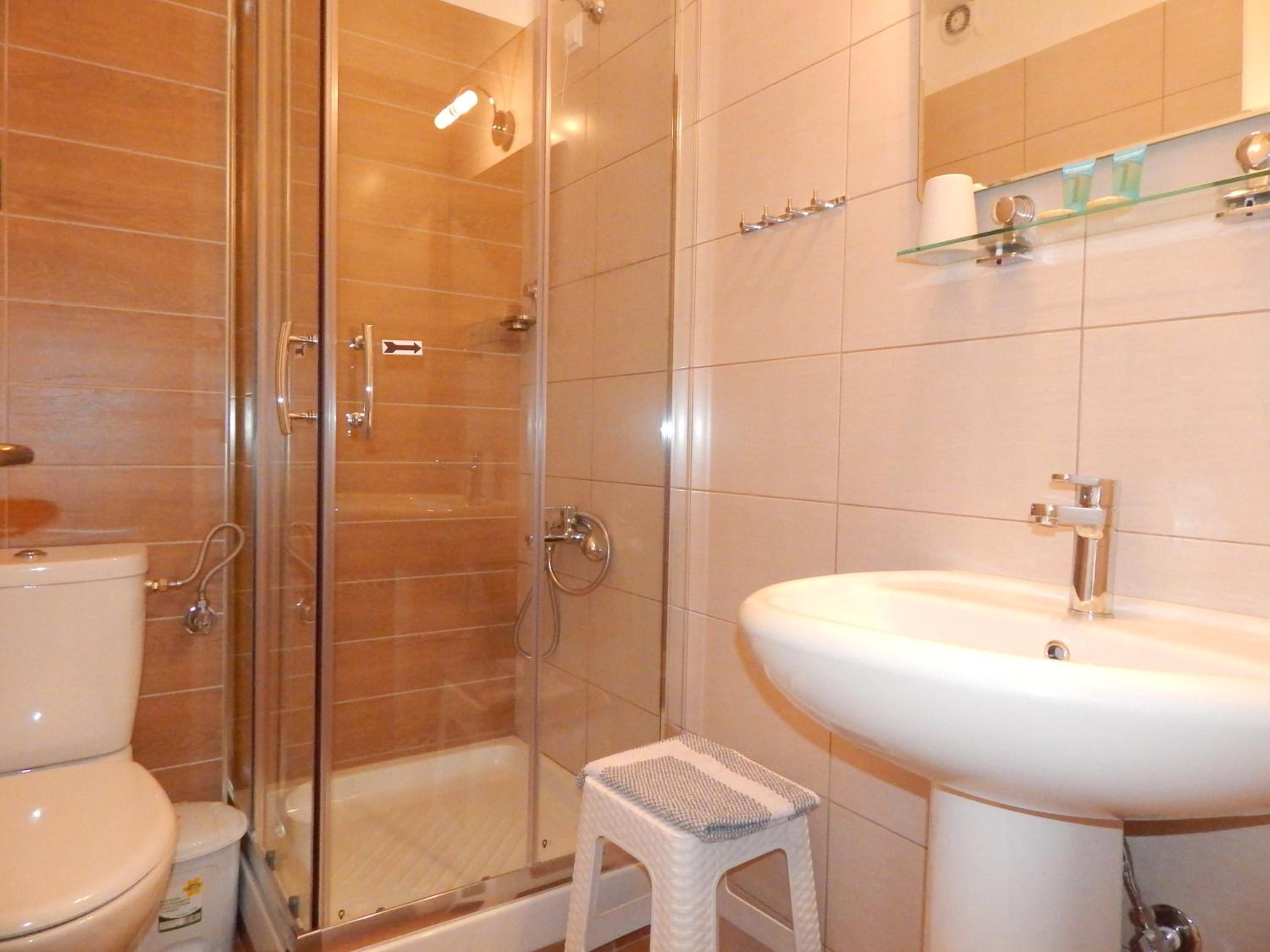 Single Room photo 2