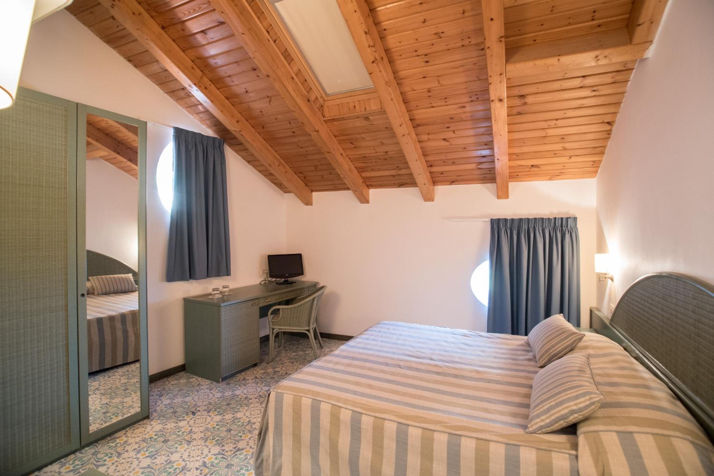 Economy Double Room - Photo 1