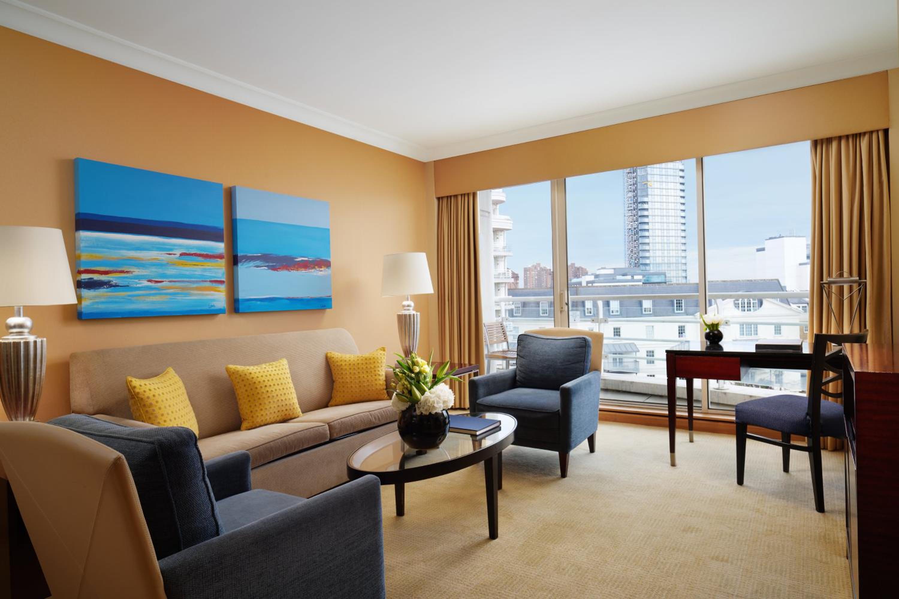 Marina Twin Suite photo 1