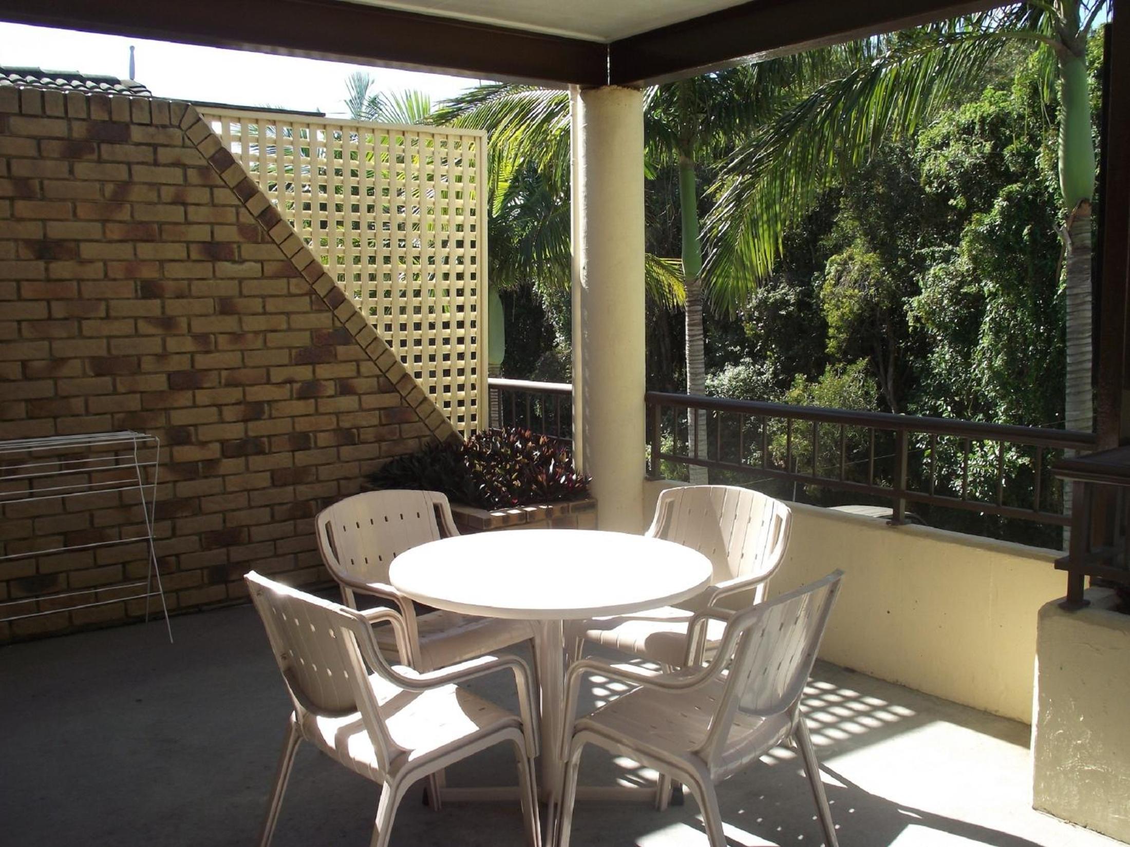 Queen Room with Balcony photo 2