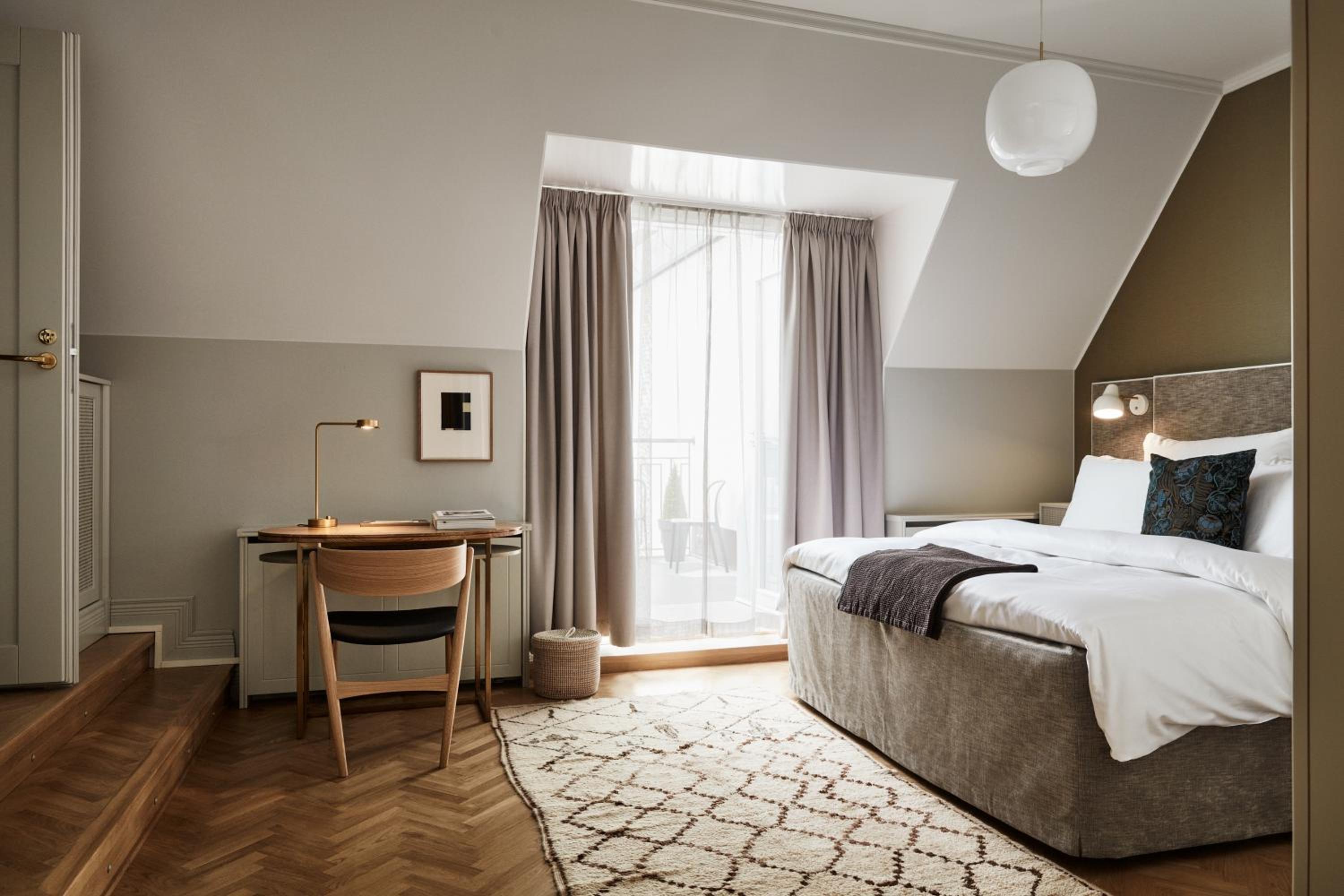 Atelier Room with Balcony (spa included)