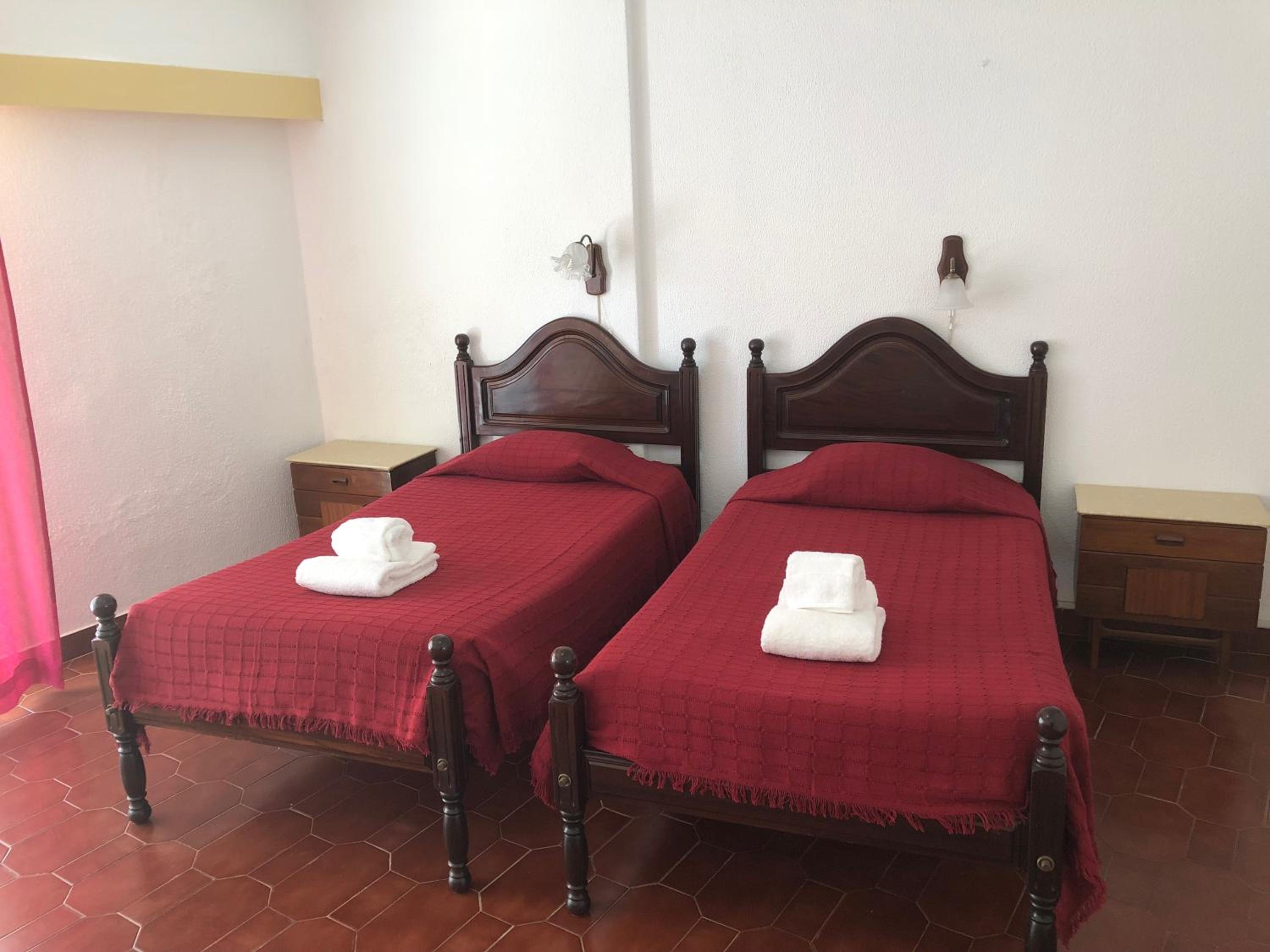 Double or Twin Room with Shared Bathroom photo 2