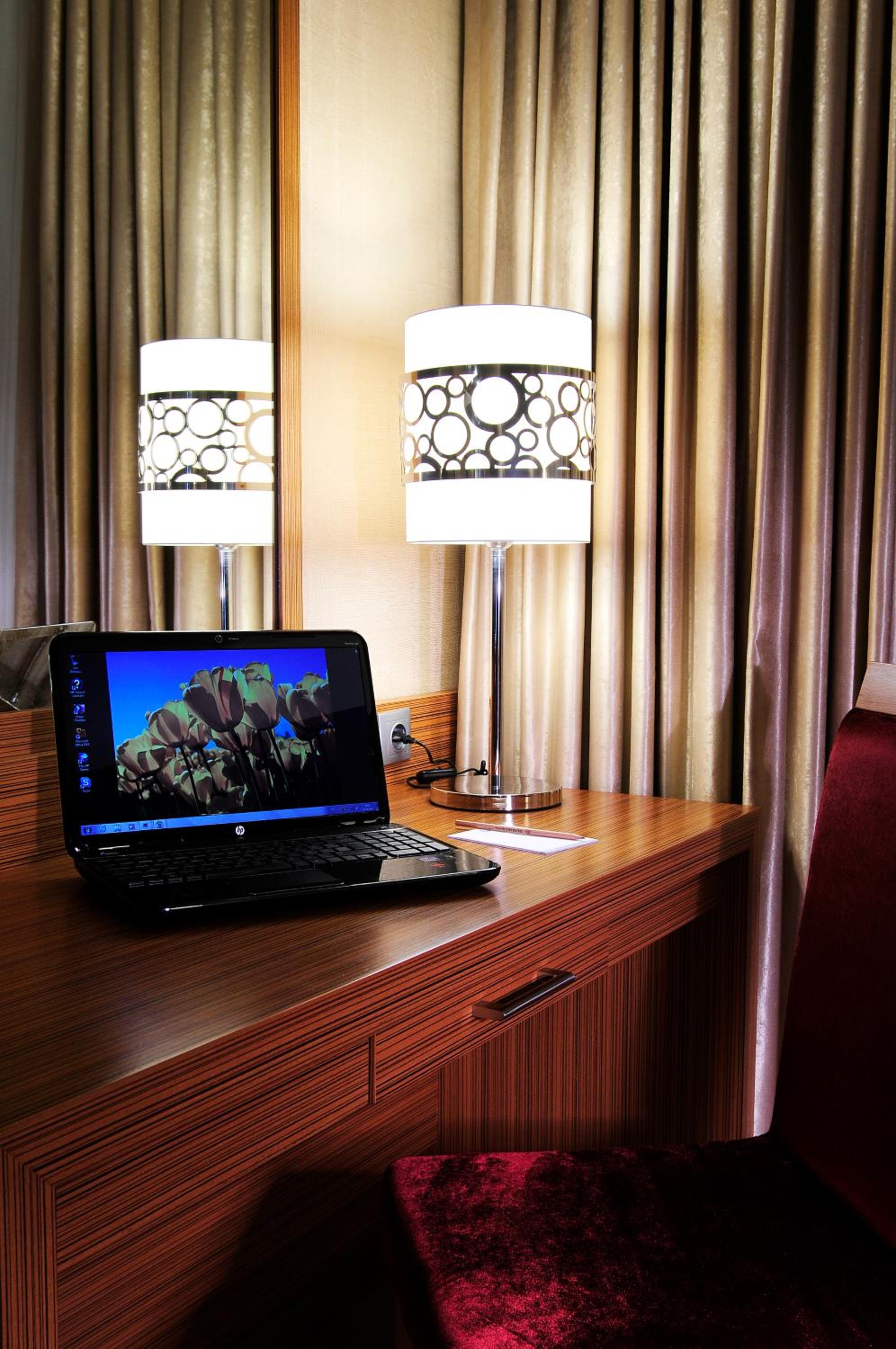 Standard Double or Twin Room photo 3