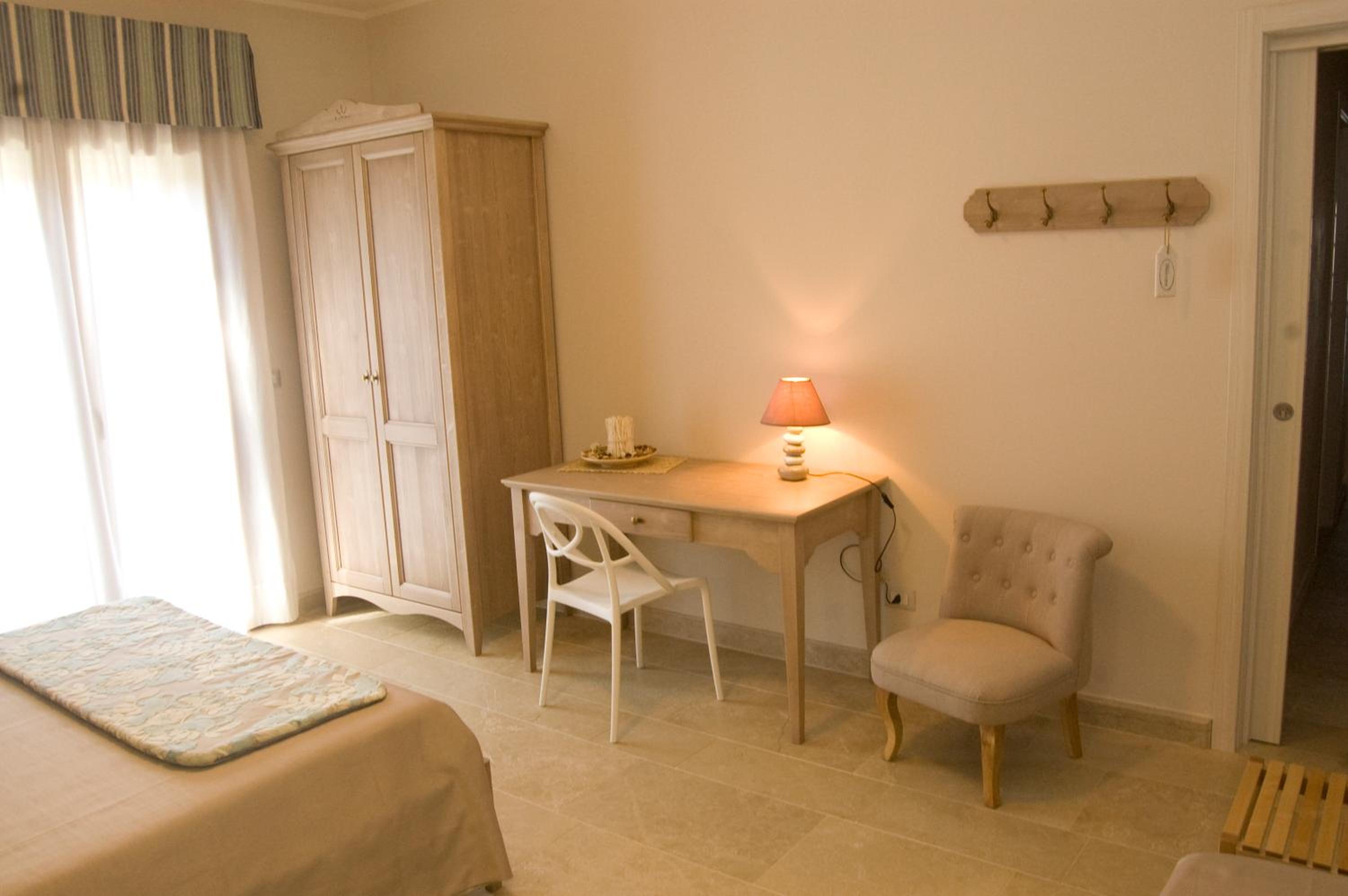 Triple Room with Garden View photo 3