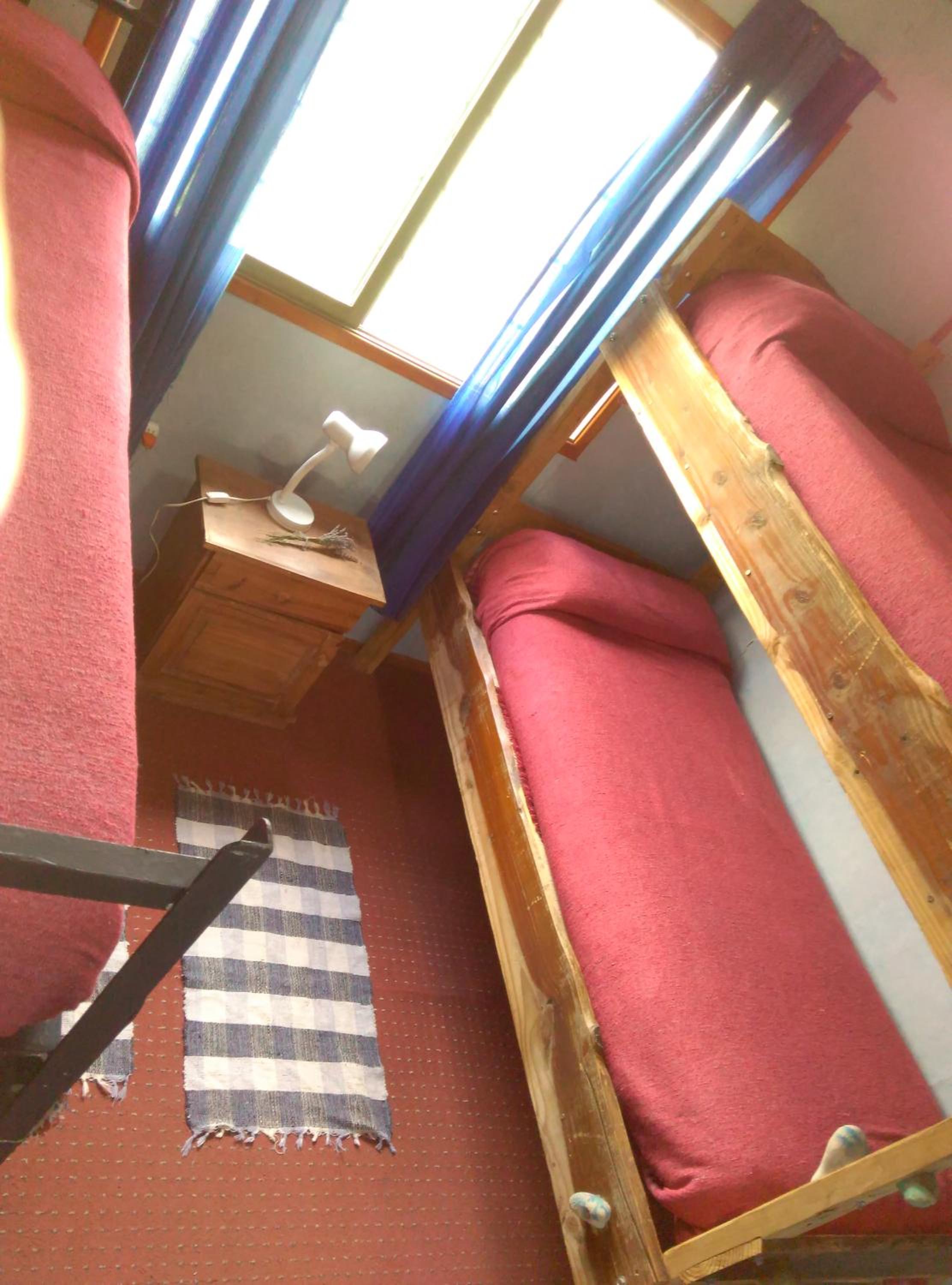 Economy Quadruple Room with Shared Bathroom photo 3